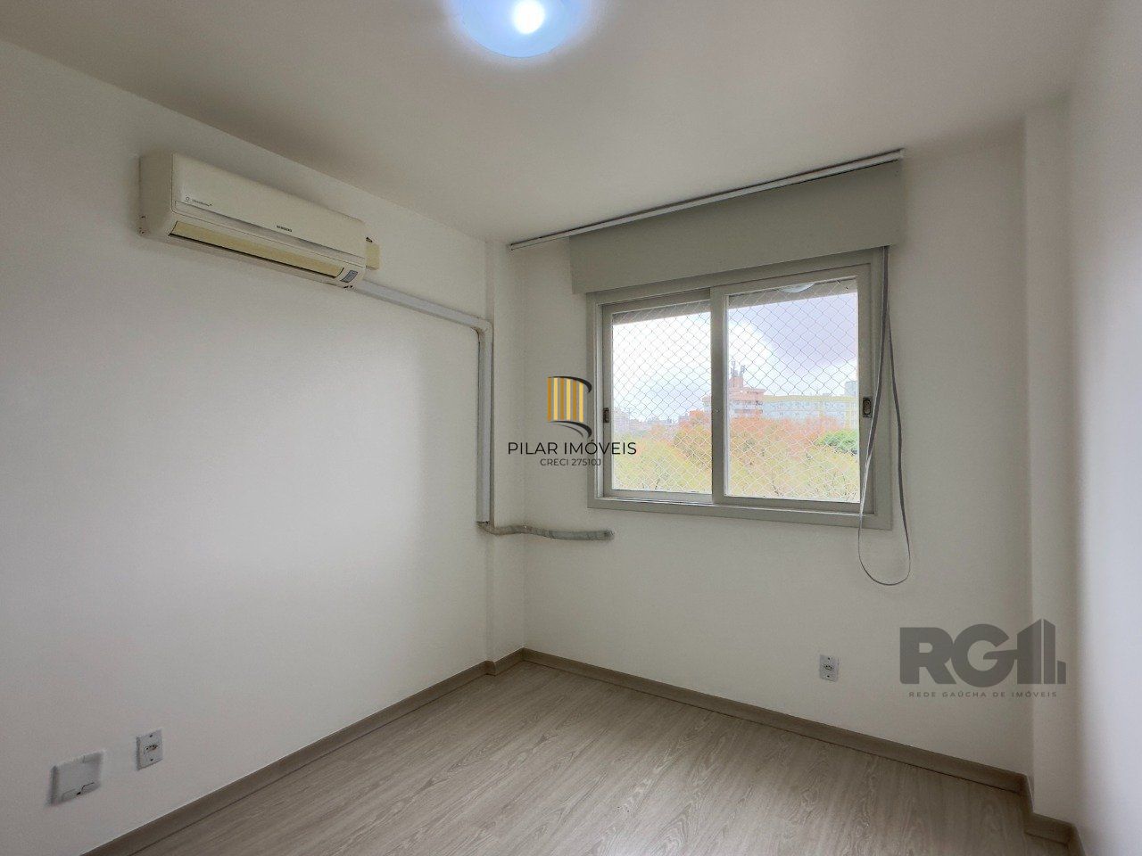 OPORTUNIDADE: APARTAMENTO 3 DORMITÓRIOS COM SUÍTE E VAGA DE GARAGEM NO MENINO DEUS