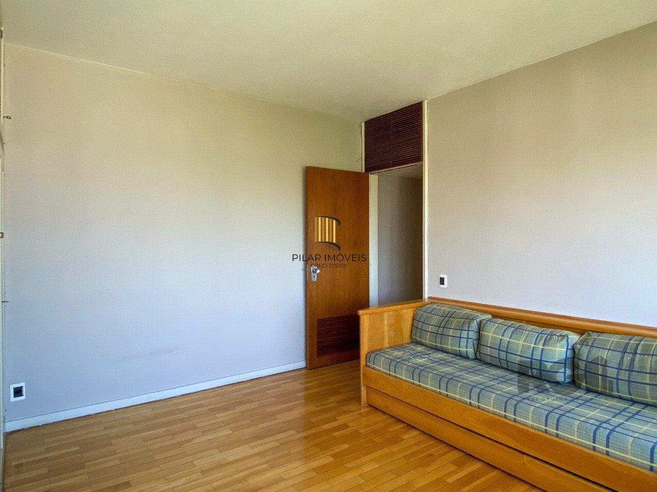 Apartamento com muito conforto e ótima iluminação no Moinhos de Vento