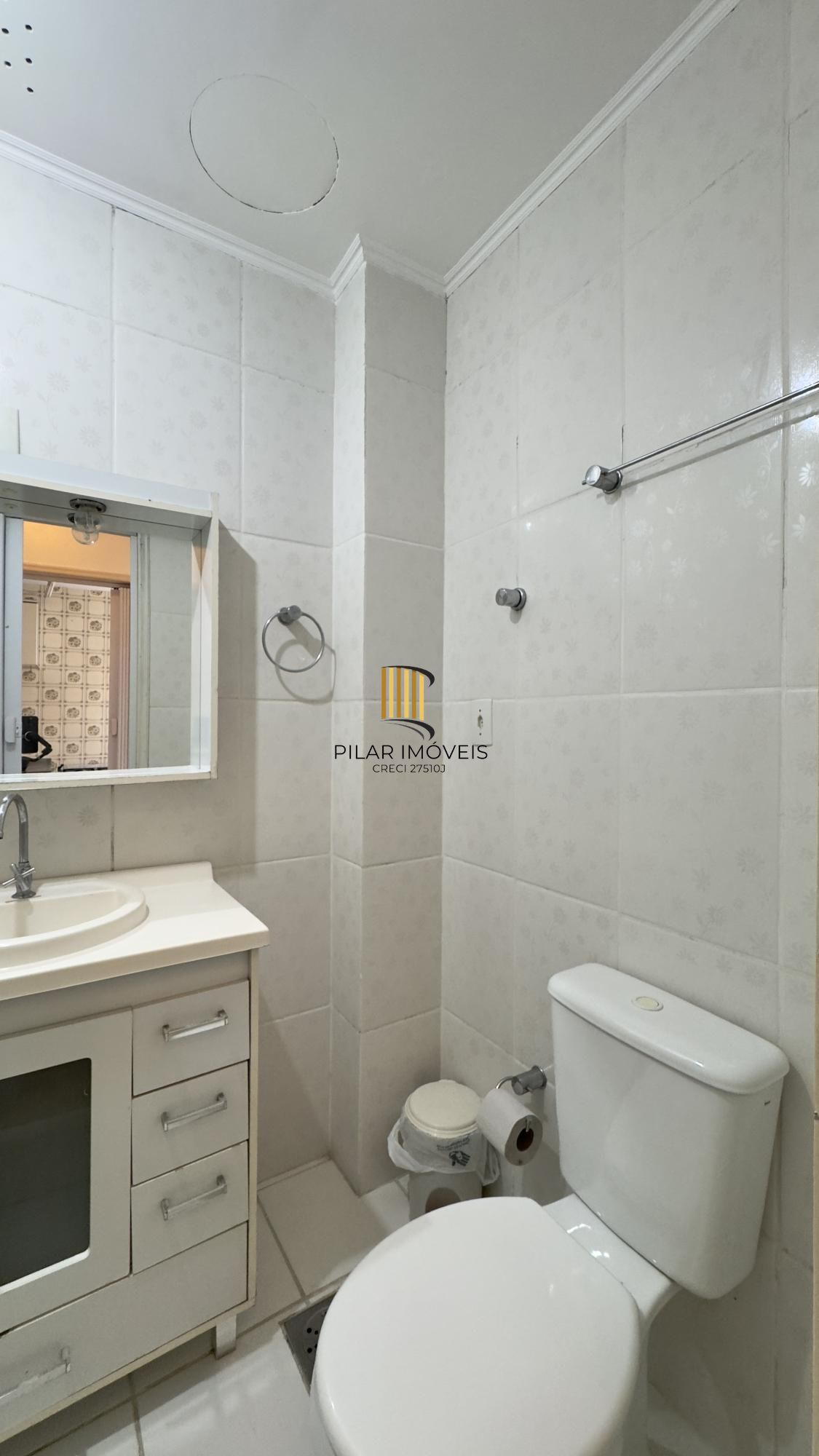 APARTAMENTO 1 DORMITÓRIO EM ANDAR ALTO NO CENTRO HISTÓRICO