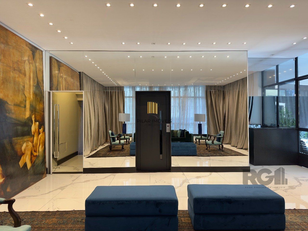 SUPER APARTAMENTO REFORMADO DE 3 DORMITÓRIOS EM ÓTIMA LOCALIZAÇÃO NA DUQUE
