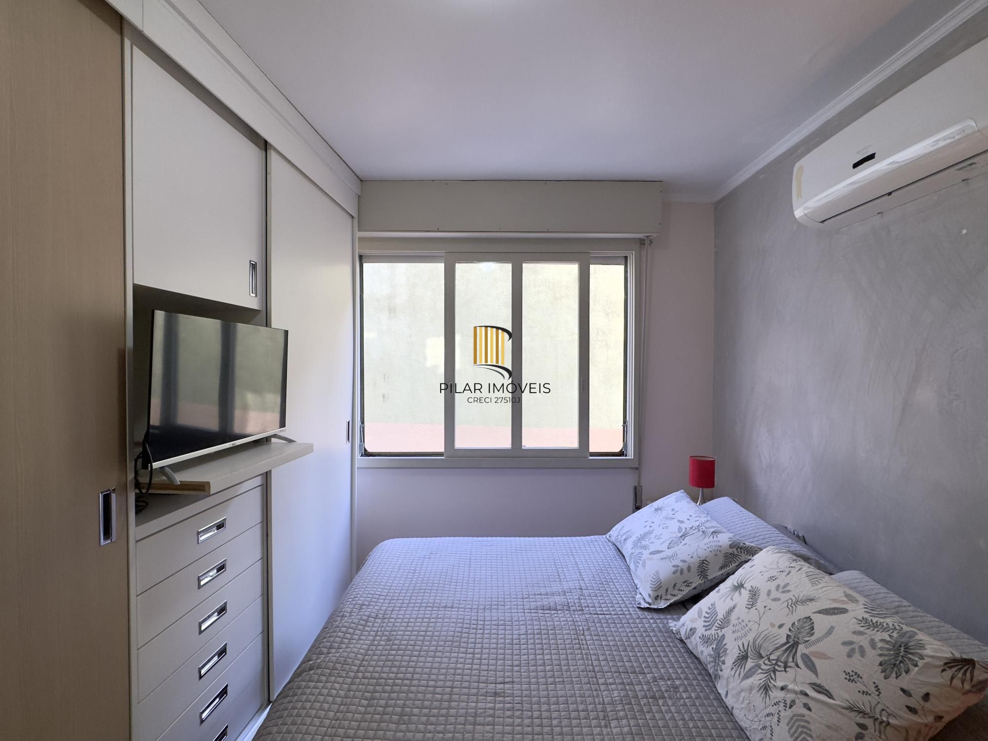 APARTAMENTO 2 DORMITÓRIOS SUPER CHARMOSO NO BAIRRO CENTRO HISTÓRICO