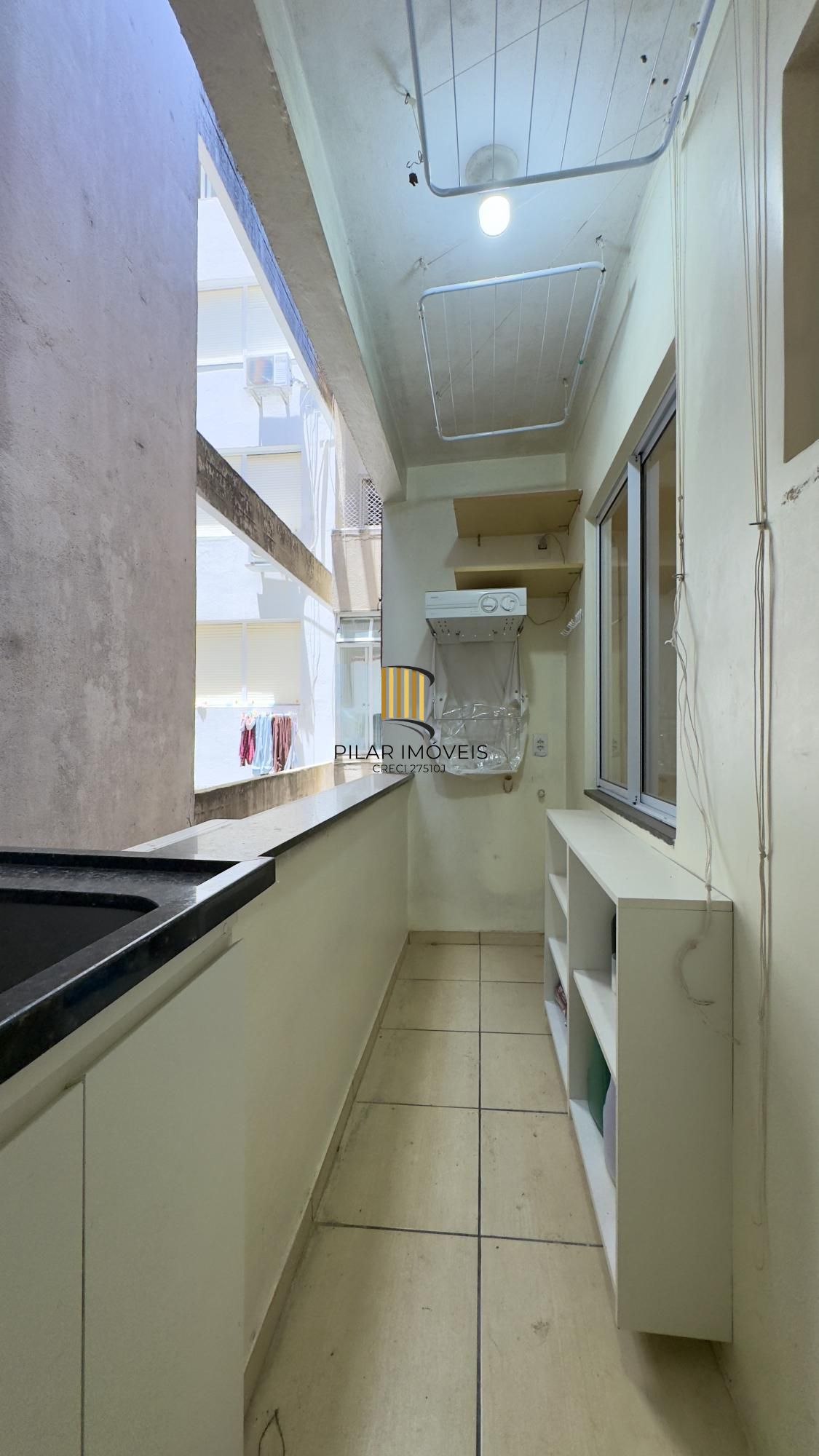 Apartamento 2 dormitórios, pronto para morar, próximo à Usina do Gasômetro
