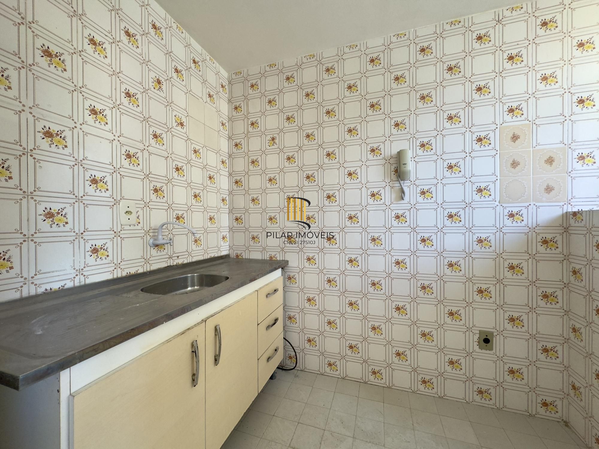 Studio com 28m² super bem iluminado, em ótima localização no Centro Histórico