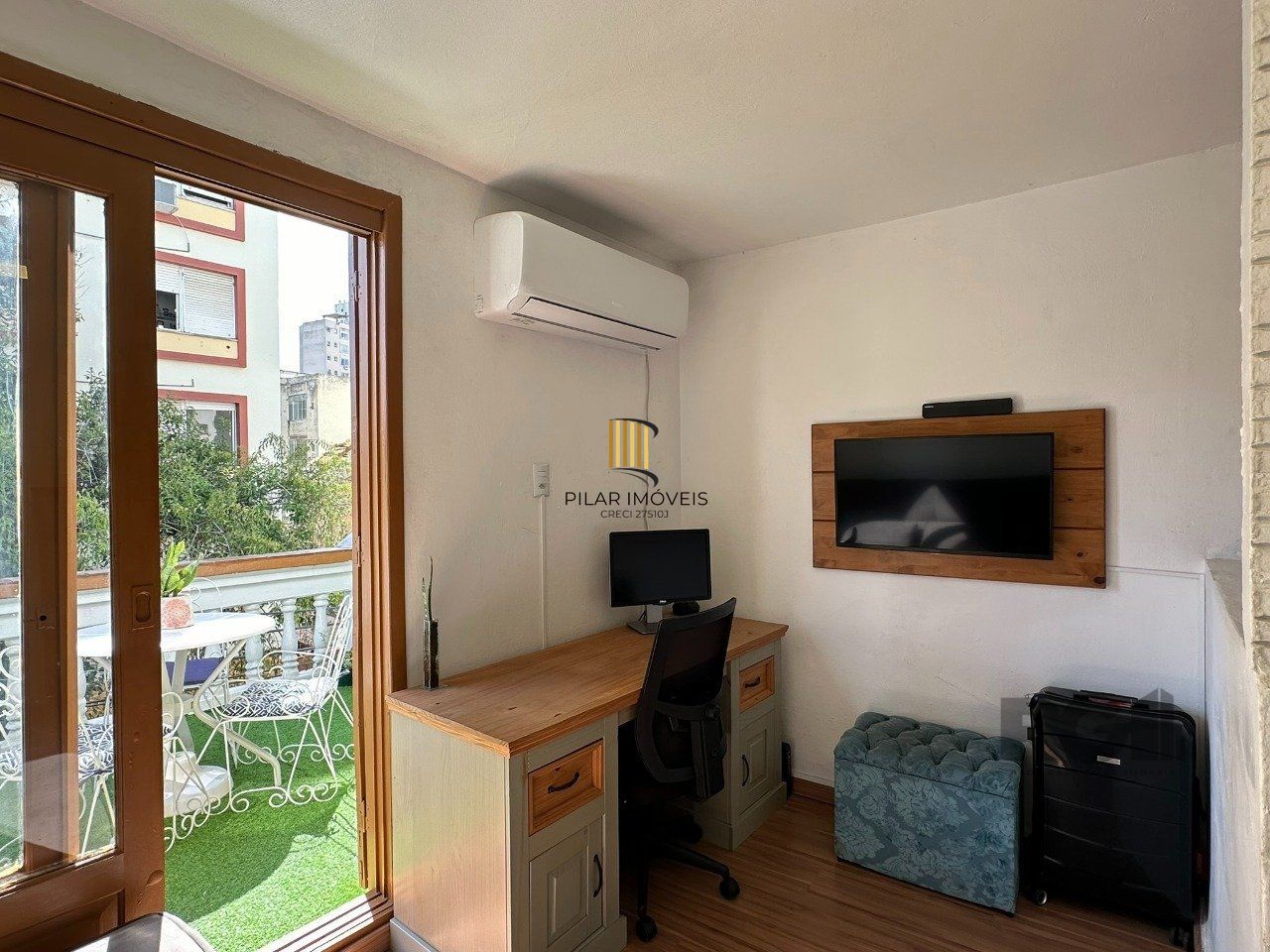 CASA TOTALMENTE REFORMADA EM ÓTIMA LOCALIZAÇÃO NO CENTRO HISTÓRICO