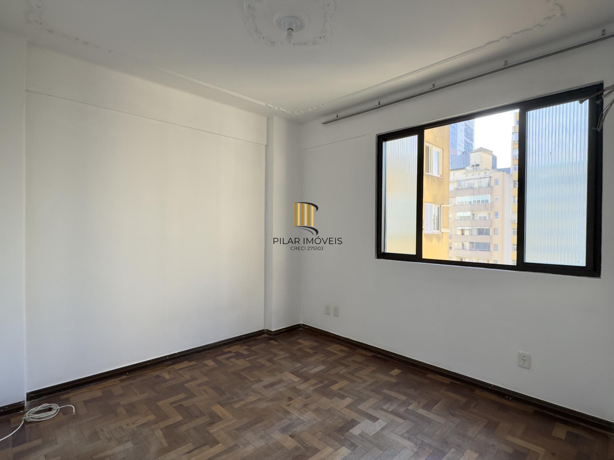 APARTAMENTO 2 DORMITÓRIOS TOTALMENTE REFORMADO NO CENTRO HISTÓRICO - Pilar Imóveis