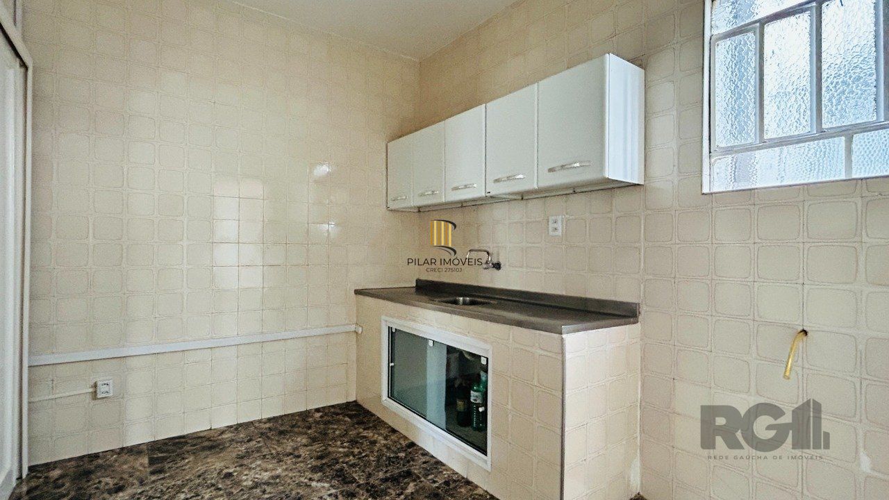 APARTAMENTO GARDEN 3 DORMITÓRIOS COM VAGA DE GARAGEM NO MENINO DEUS