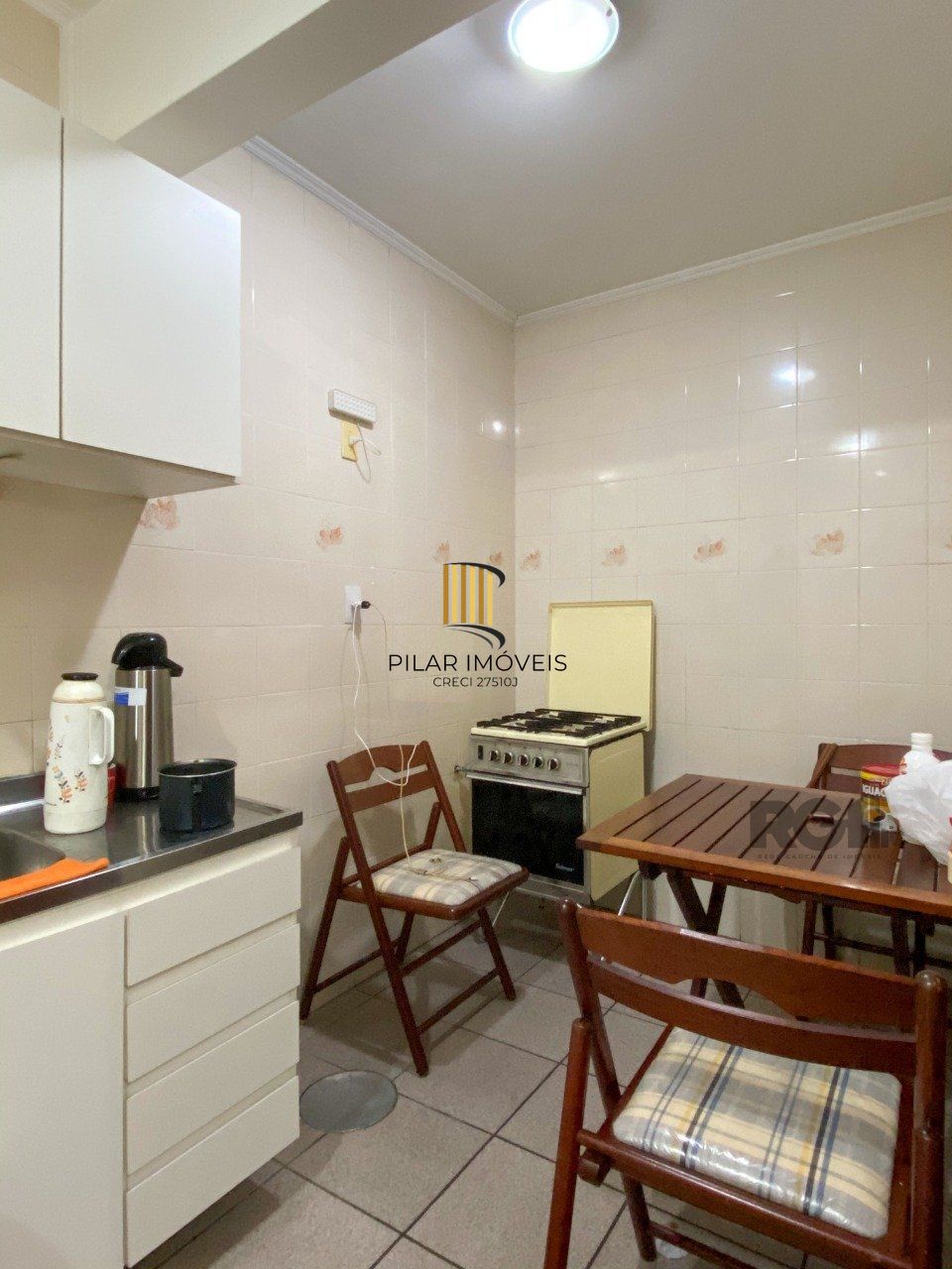 APARTAMENTO 1 DORMITÓRIO COM CHURRASQUEIRA E GARAGEM NO CENTRO HISTÓRICO