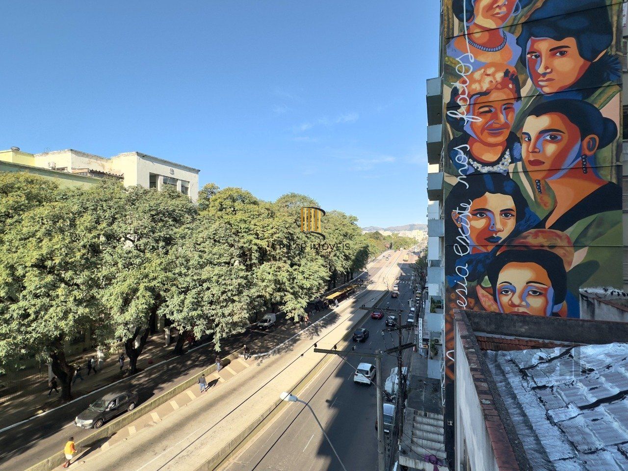 APARTAMENTO 3 DORMITÓRIOS DE 99M², COM SACADA, EM FRENTE À SANTA CASA NO CENTRO HISTÓRICO