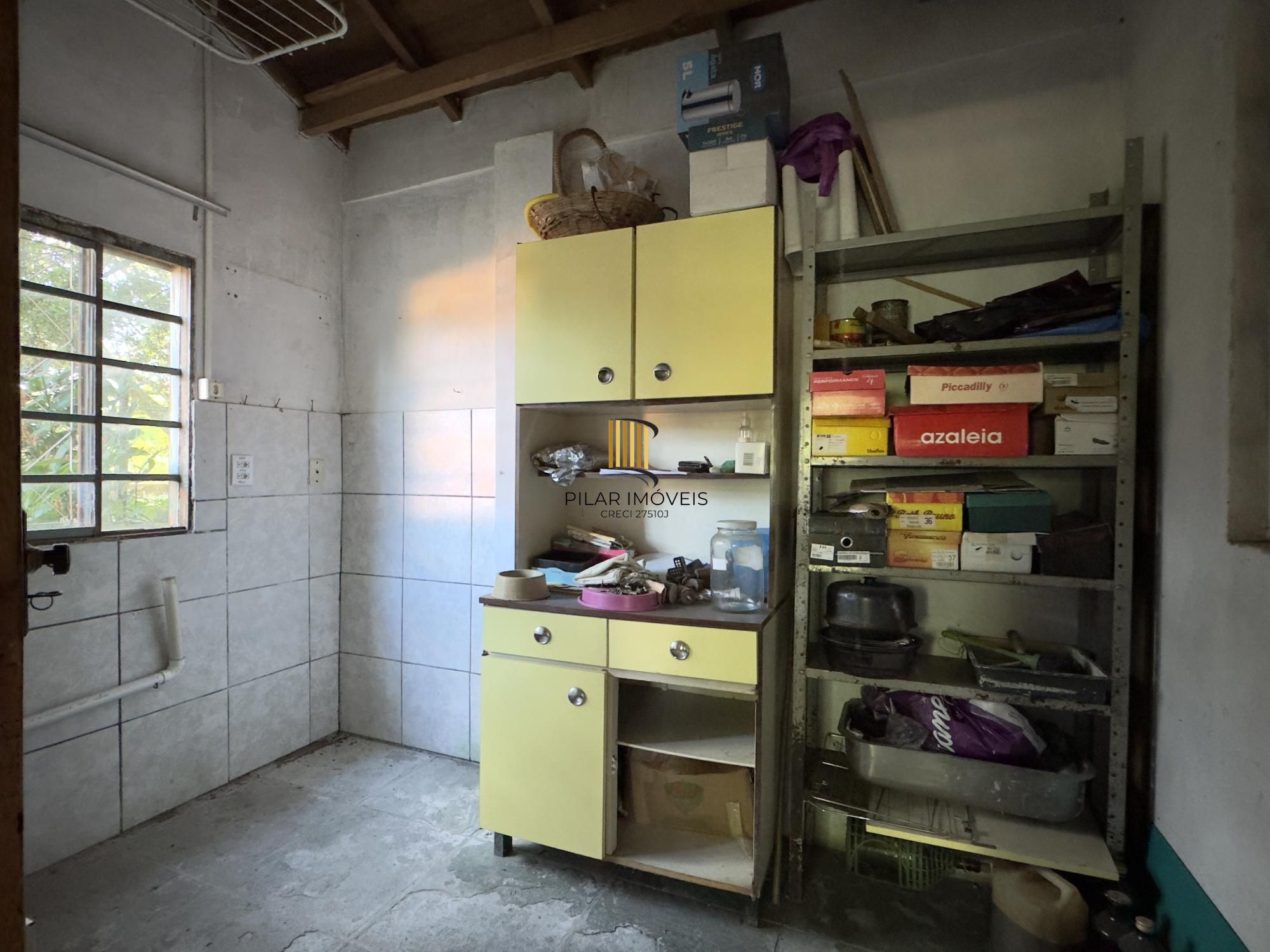 Casa 2 dormitórios no bairro Camaquã