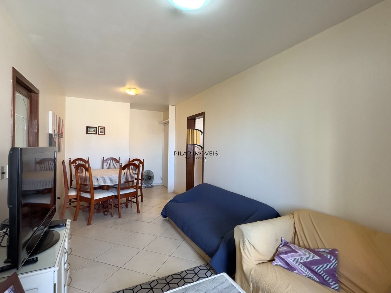 APARTAMENTO 2 DORMITÓRIOS COM LAVABO E VISTA DEFINIDA NO CENTRO HISTÓRICO