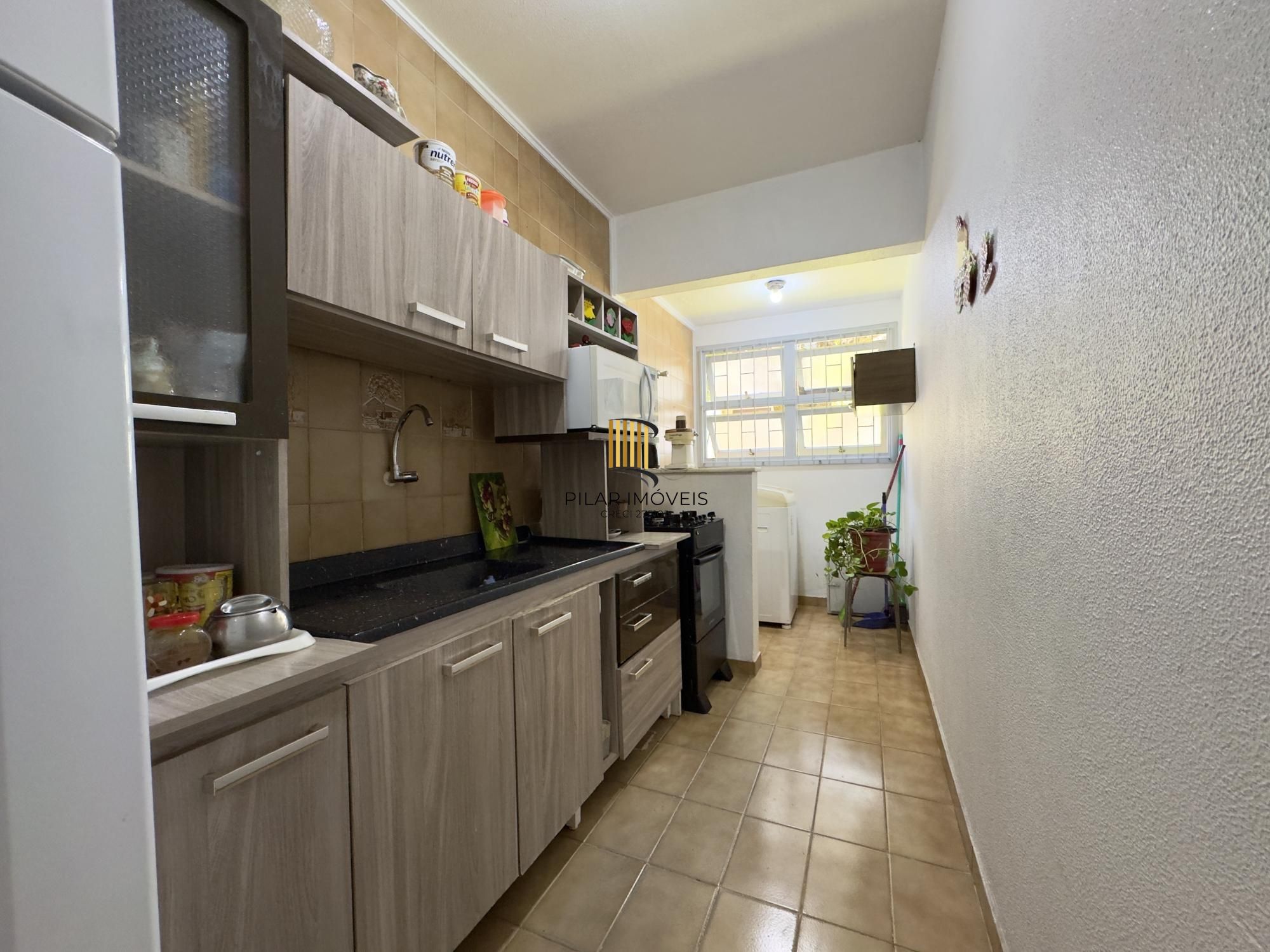 Apartamento 2 dormitório ensolarado e póximo ao Carrefour no bairro Partenon