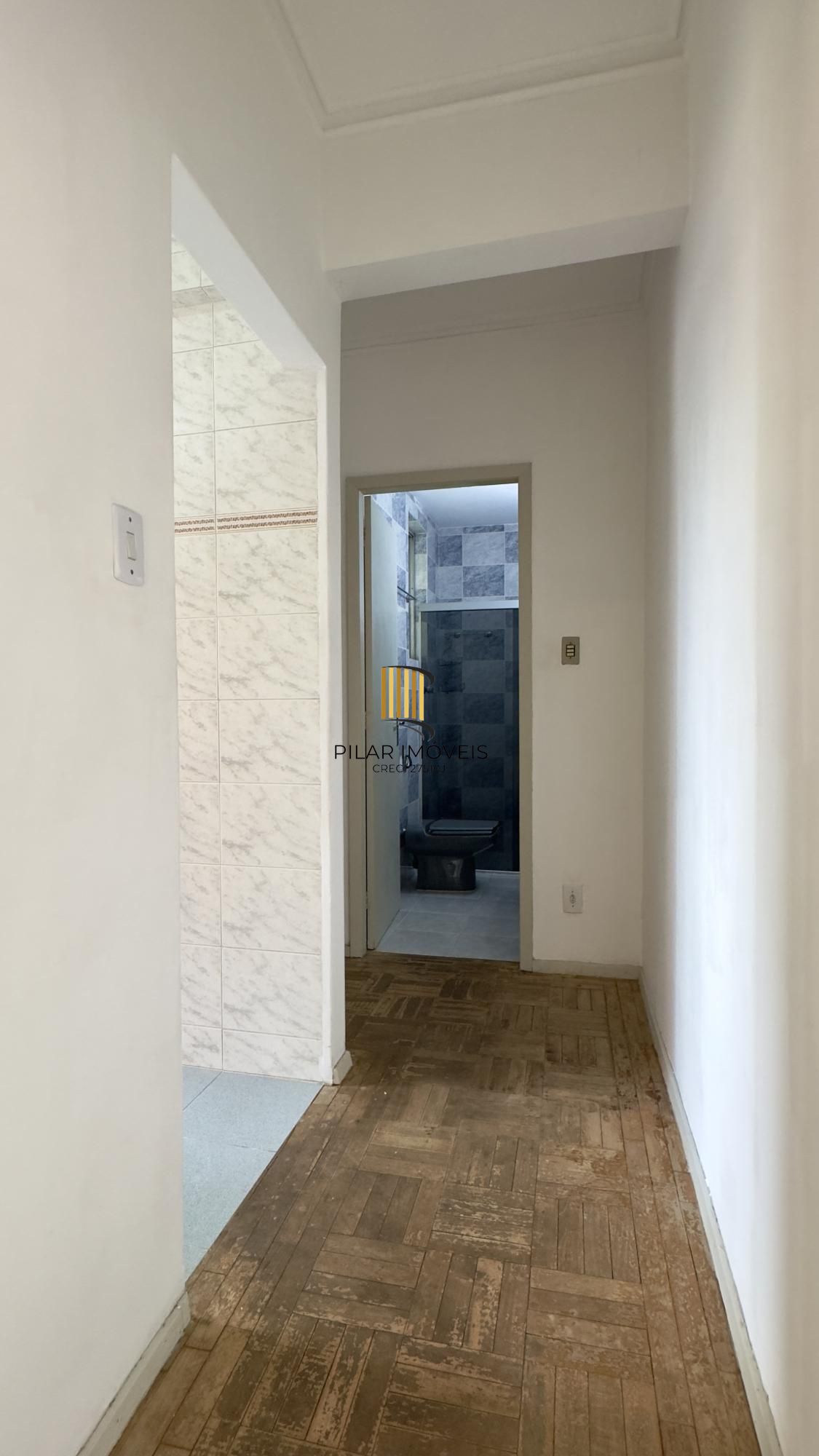 Apartamento 1 dormitório em andar alto, no coração do Centro Histórico