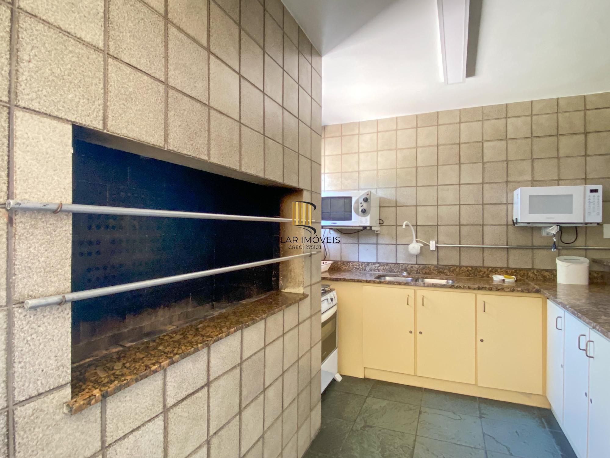 Apartamento 3 dormitório, 2 vagas e depósito a poucos metros do Parcão