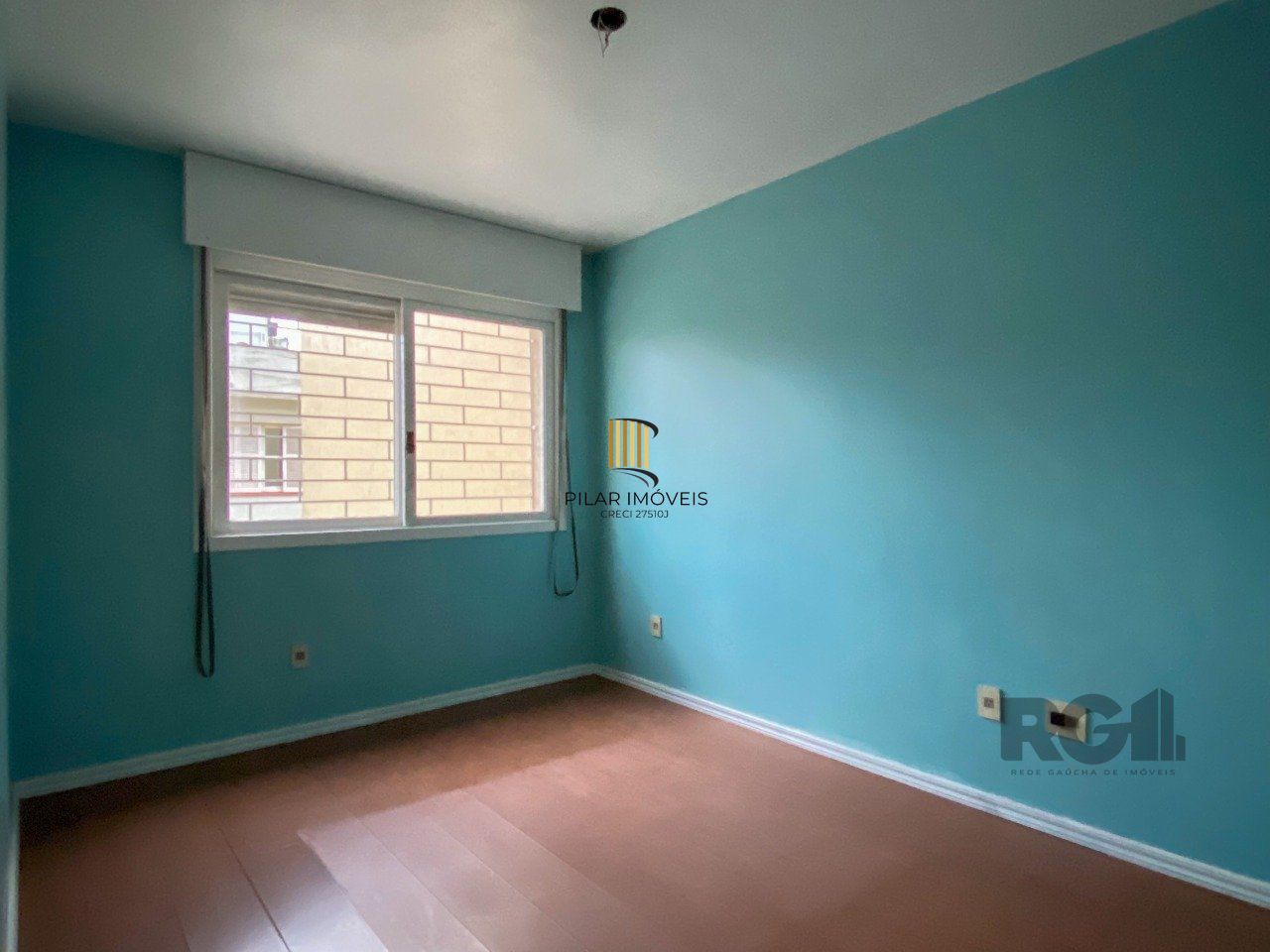Apartamento com sacada, churrasqueira e vaga de garagem no Centro Histórico