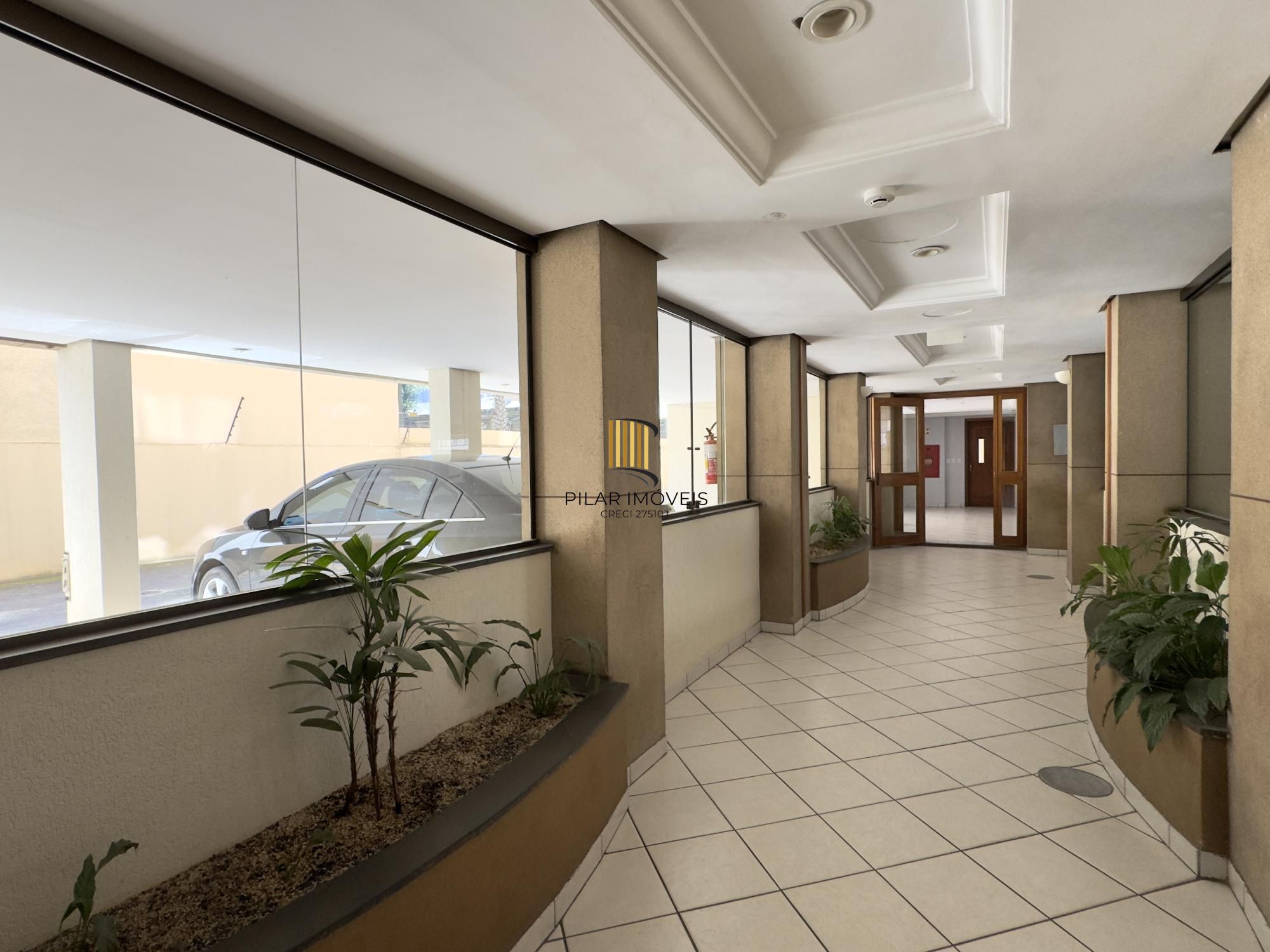 Apartamento 2 dormitórios, com lavabo e vaga de garagem na Cidade Baixa