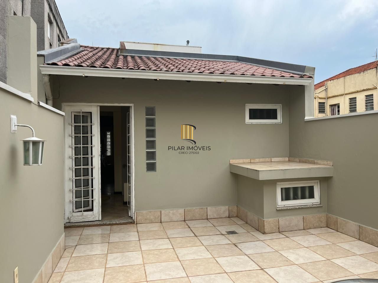Casa para Venda - 350m², 2 dormitórios, sendo 2 suites, 2 vagas - Centro Histórico