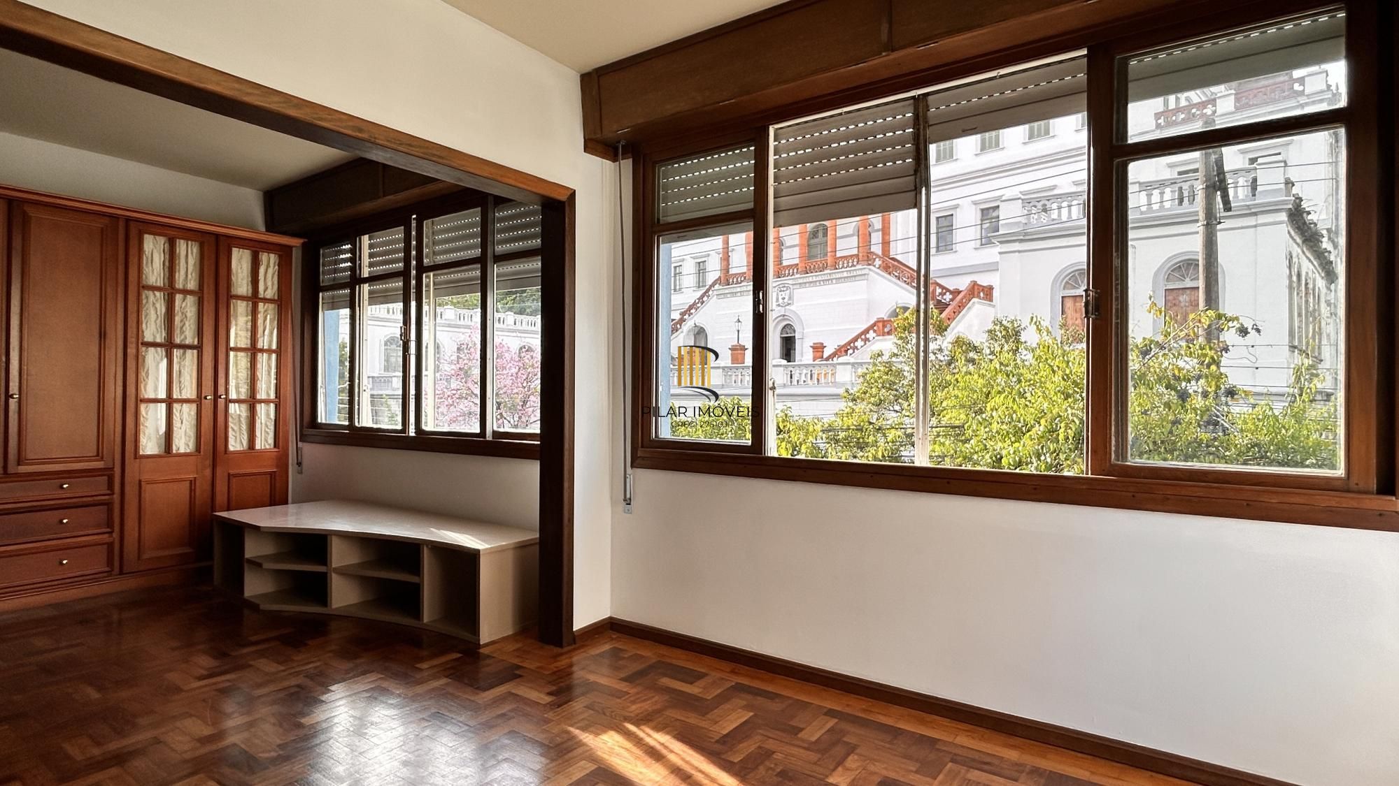 Apartamento 3 dormitórios no bairro Centro Histórico