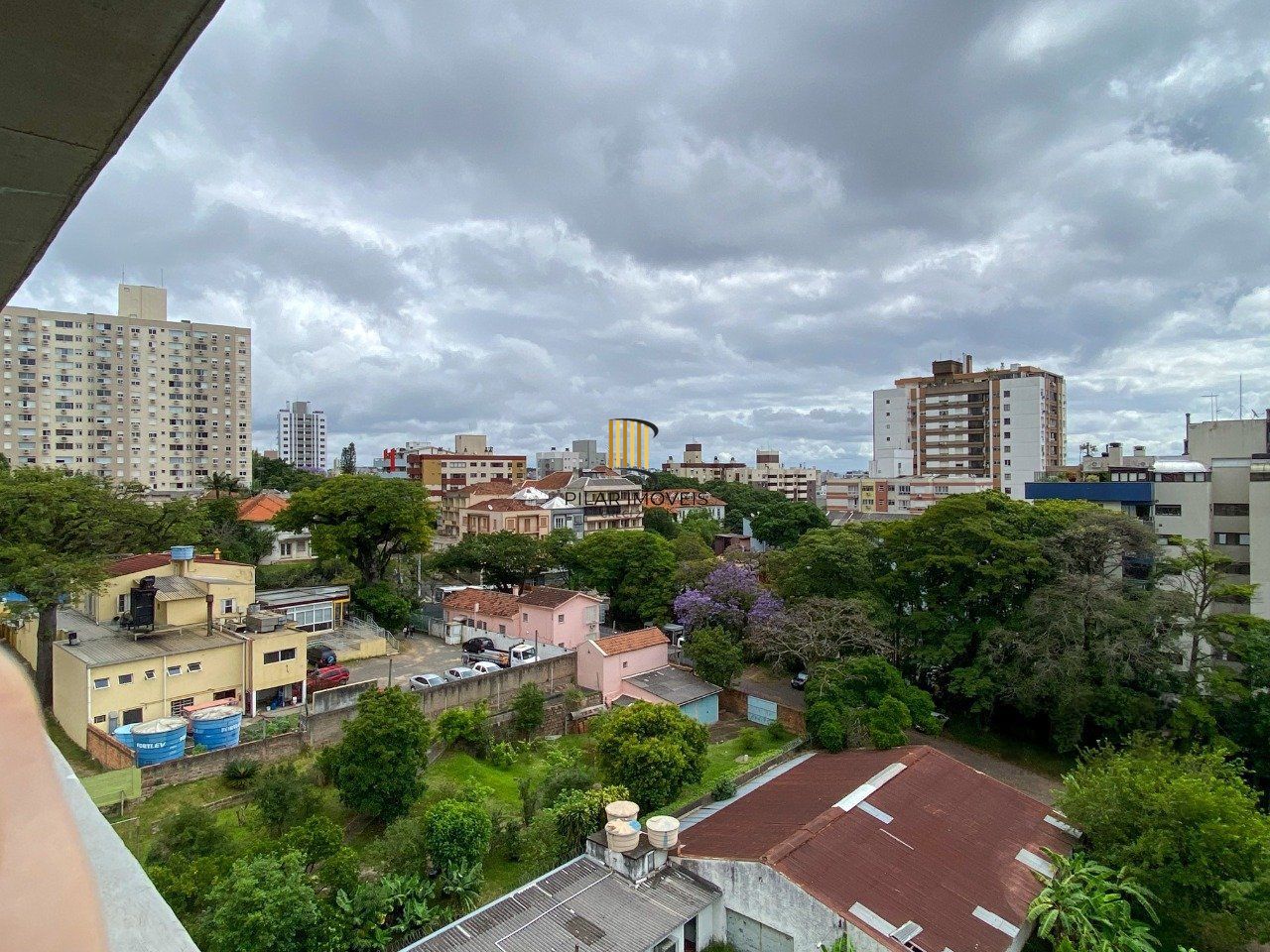 APARTAMENTO 2 DORMITÓRIOS COM VISTA DEFINIDA NA PARTE PLANA DO BELA VISTA