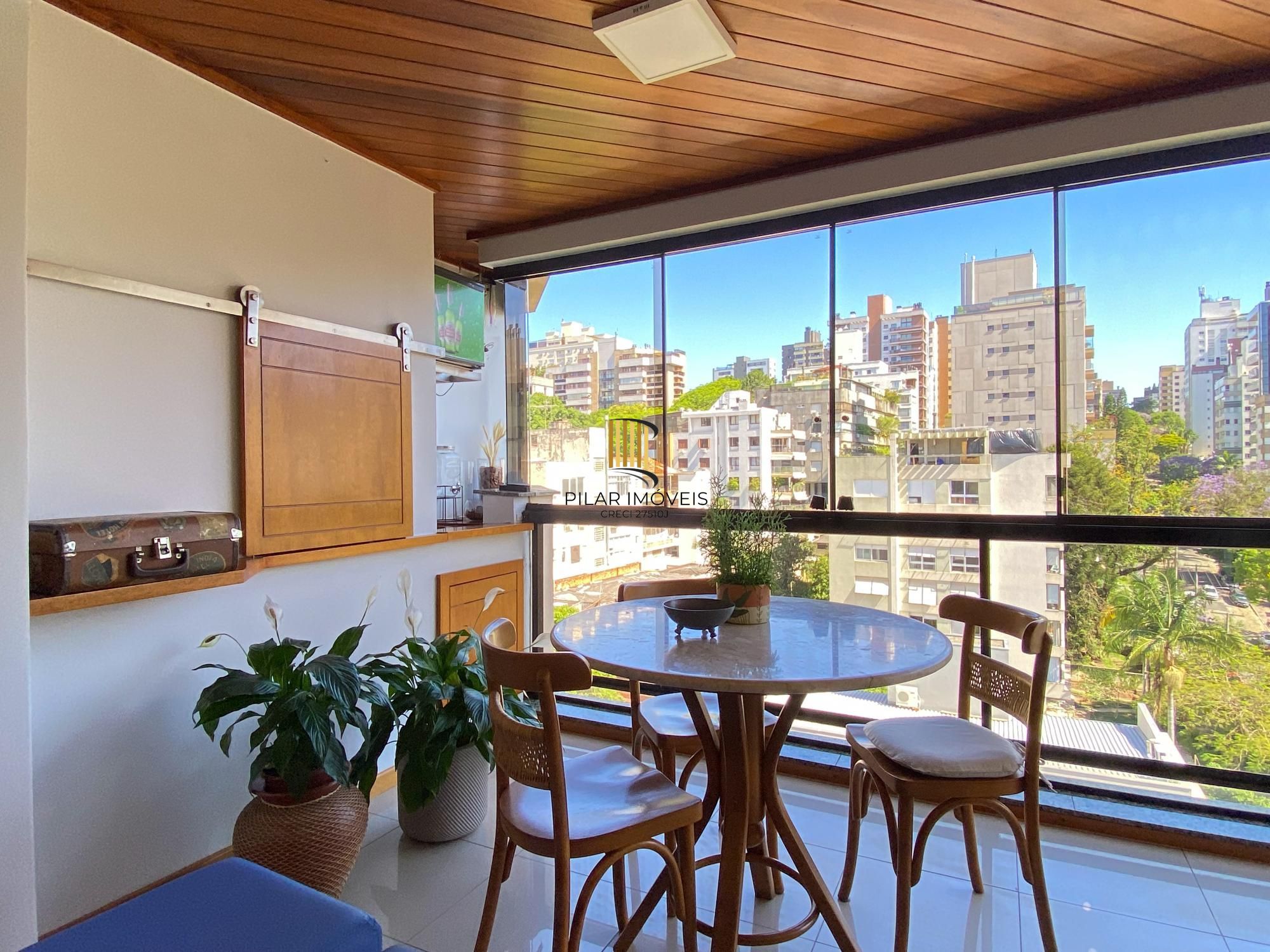 Apartamento 3 dormitório, 2 vagas e depósito a poucos metros do Parcão