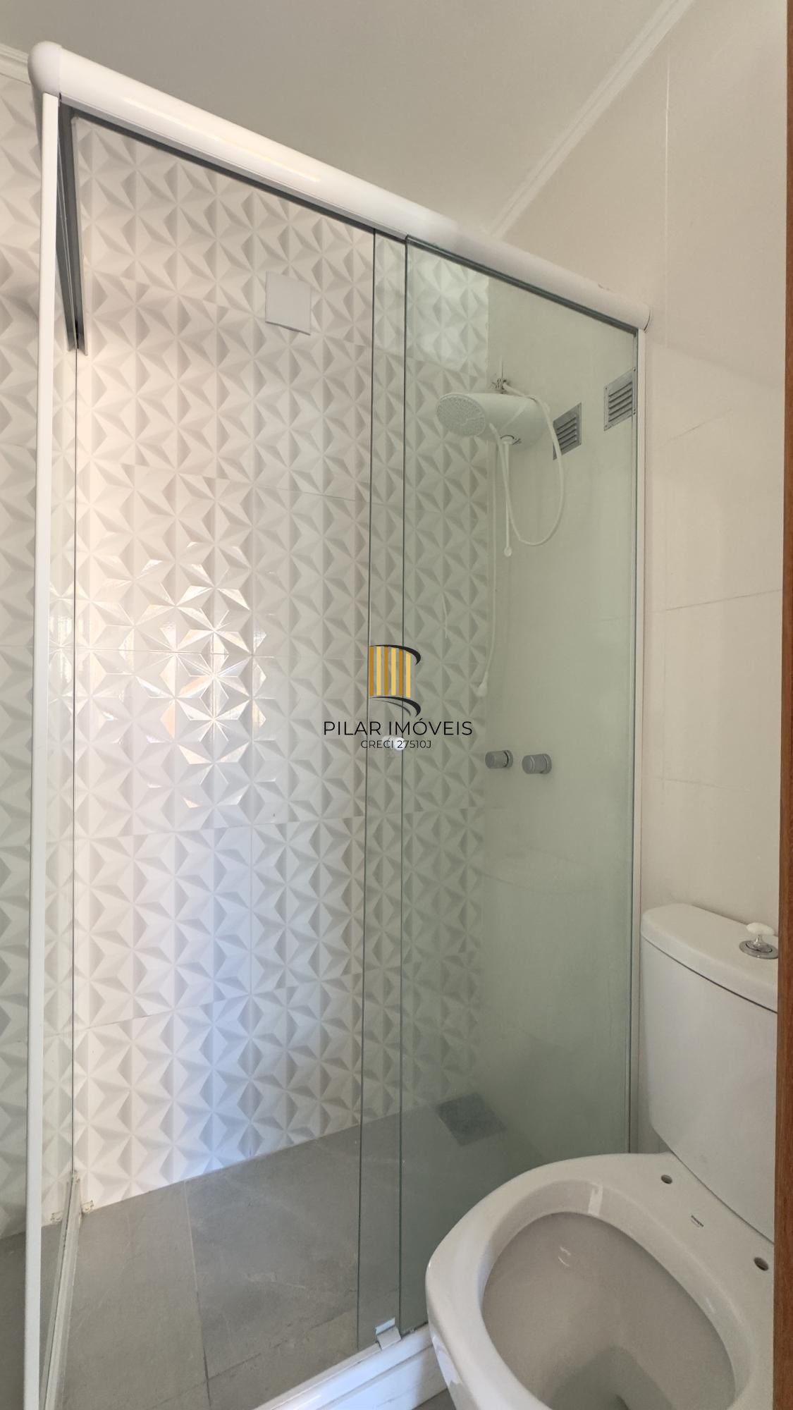 Apartamento 3 dormitórios, totalmente reformado, no coração do bairro Santana