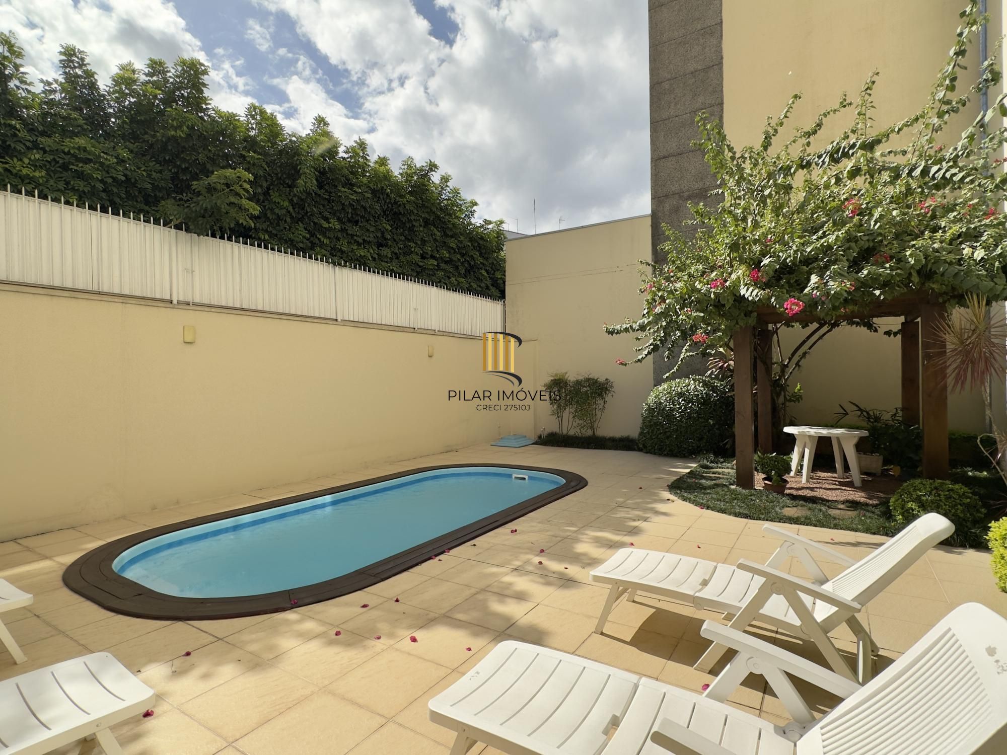 APARTAMENTO DE 2 DORMITÓRIOS, SENDO 1 SUÍTE E 2 VAGAS DE GARAGEM
