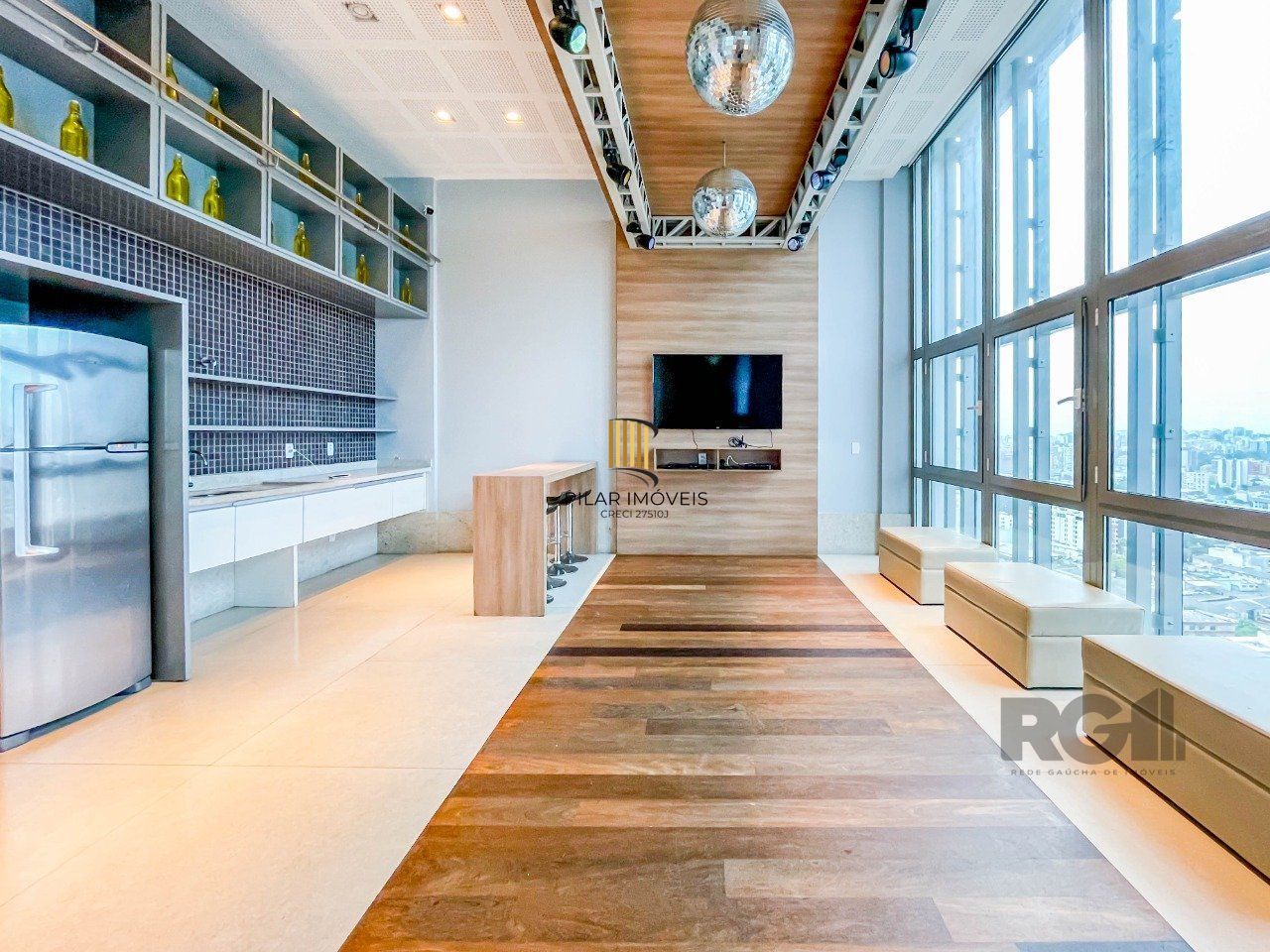 APARTAMENTO DE 38M² COM 1 DORMITÓRIO E 1 VAGA - BAIRRO PRAIA DE BELAS