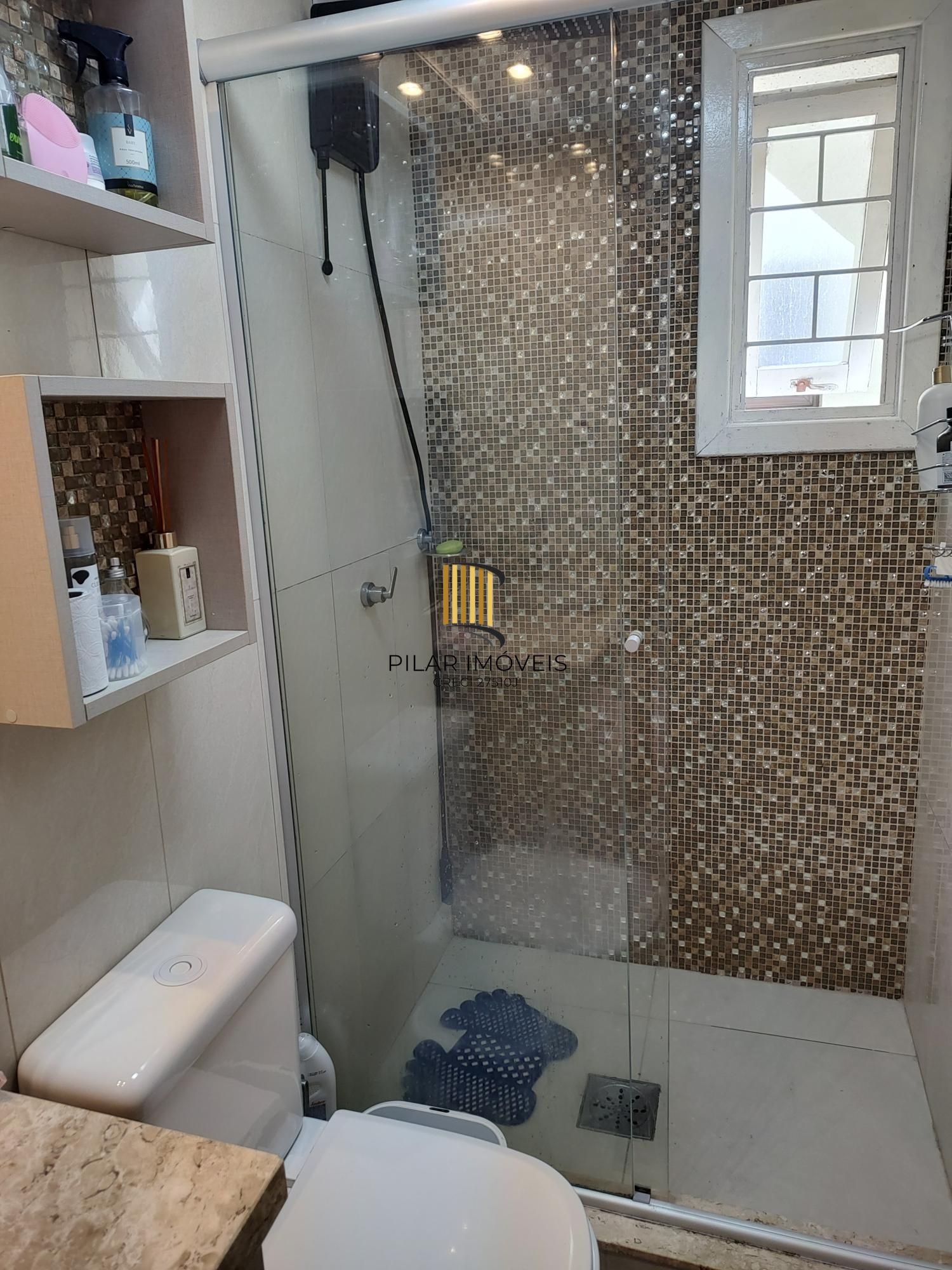 Apartamento 2 dormitórios com sacada próximo à PUCRS