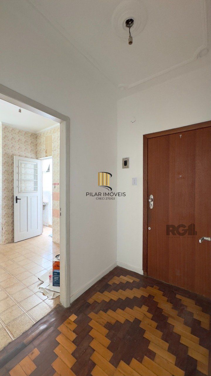 APARTAMENTO 2 DORMITÓRIOS AMPLO NO CENTRO HISTÓRICO