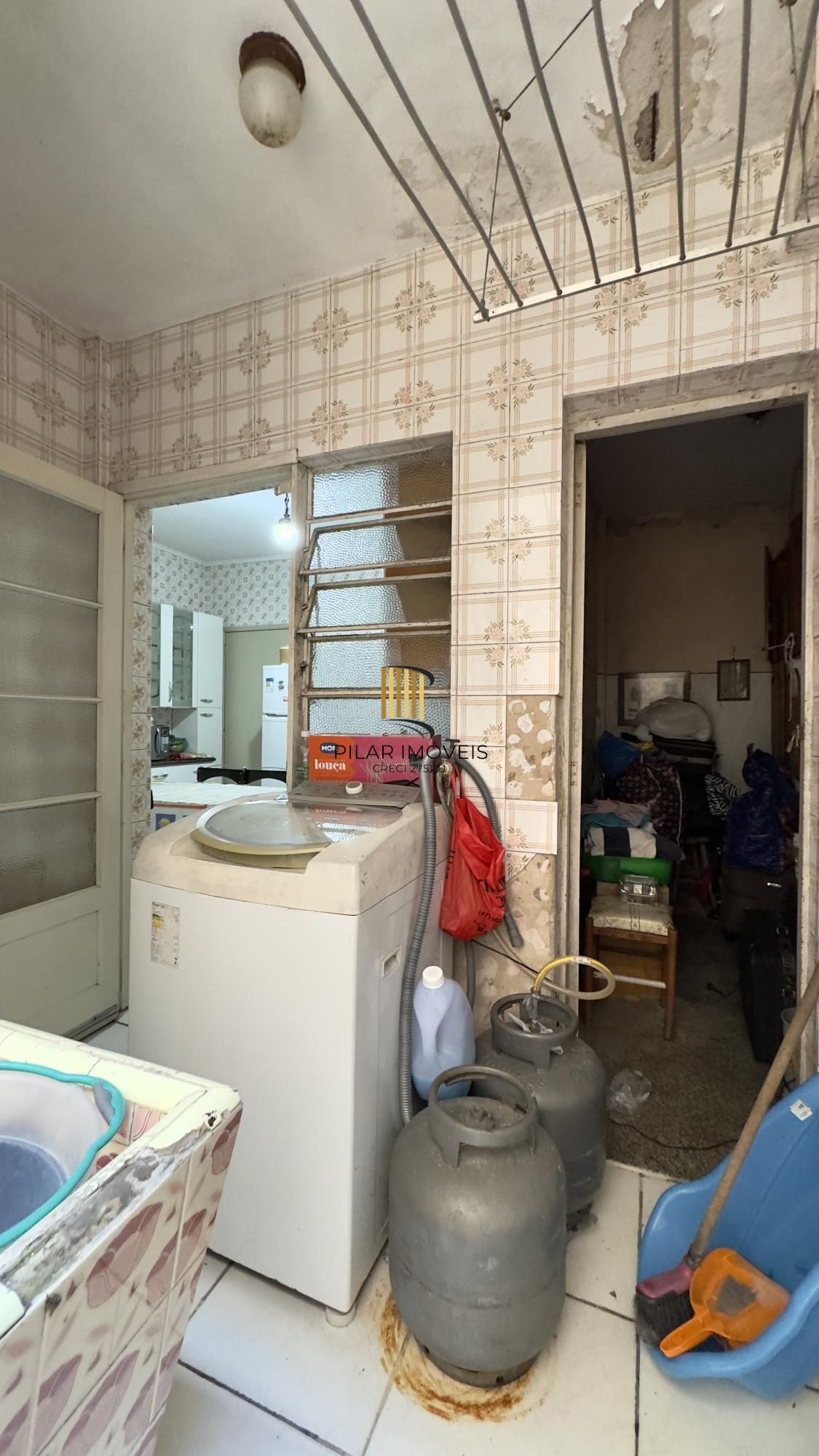 Apartamento 2 dormitórios com pátio