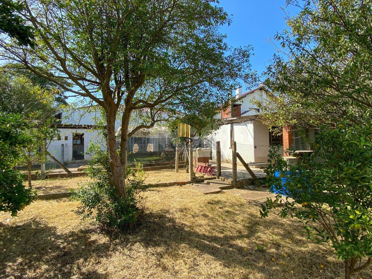 Casa com 4 dormitórios, no bairro Nossa Senhora das Graças em Canoas/RS