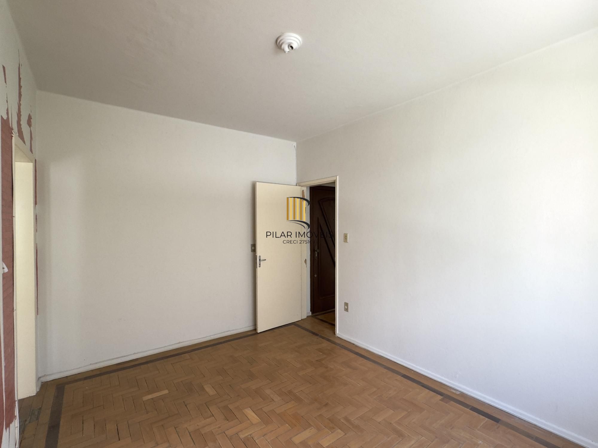 Apartamento 1 dormitório amplo, com excelente localização no Menino Deus