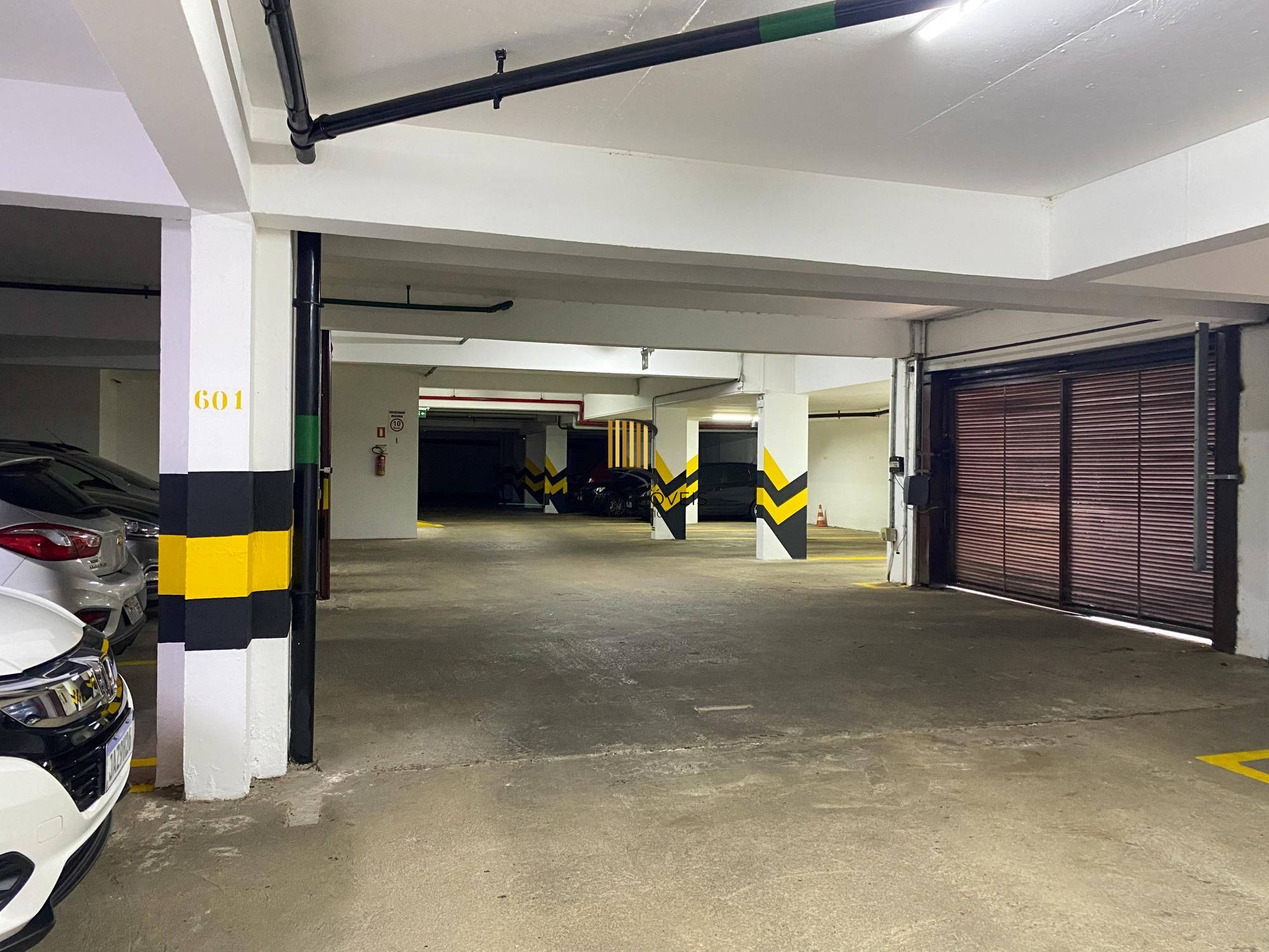 Apartamento 3 dormitório, 2 vagas e depósito a poucos metros do Parcão