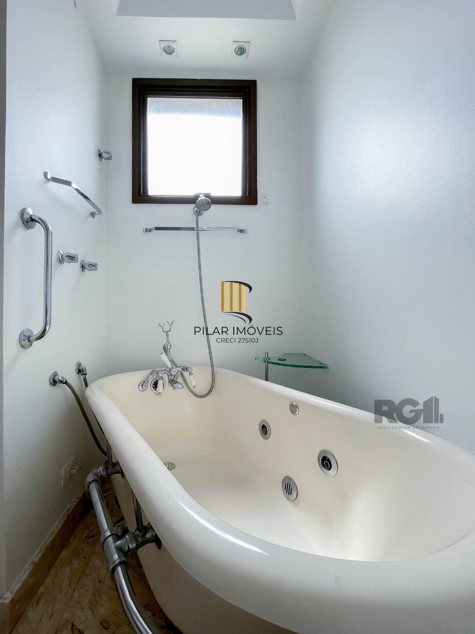 Apartamento 3 dormitórios no bairro Cidade Baixa