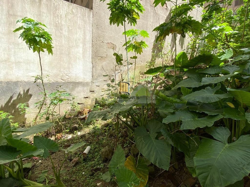 Terreno com projeto aprovado para construção de prédio no Centro Histórico