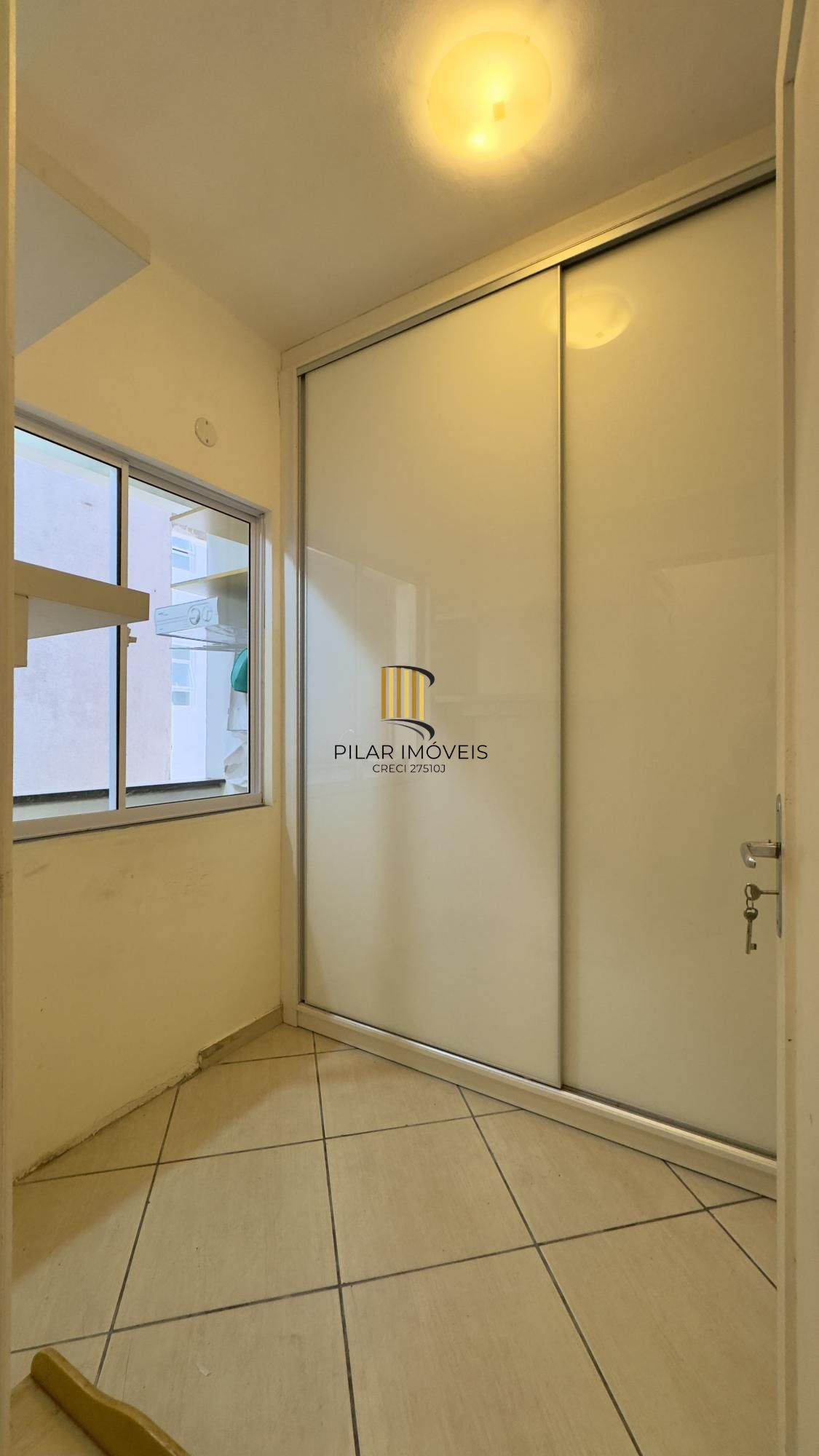 Apartamento 2 dormitórios, pronto para morar, próximo à Usina do Gasômetro