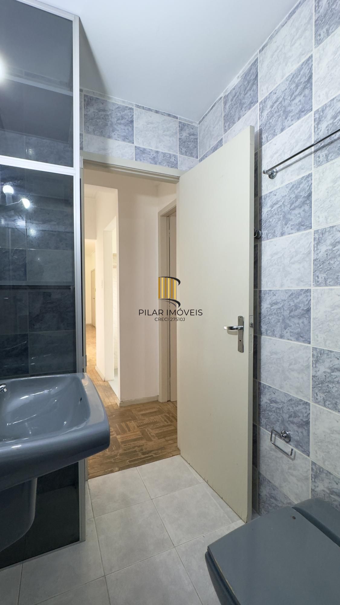 Apartamento 1 dormitório em andar alto, no coração do Centro Histórico