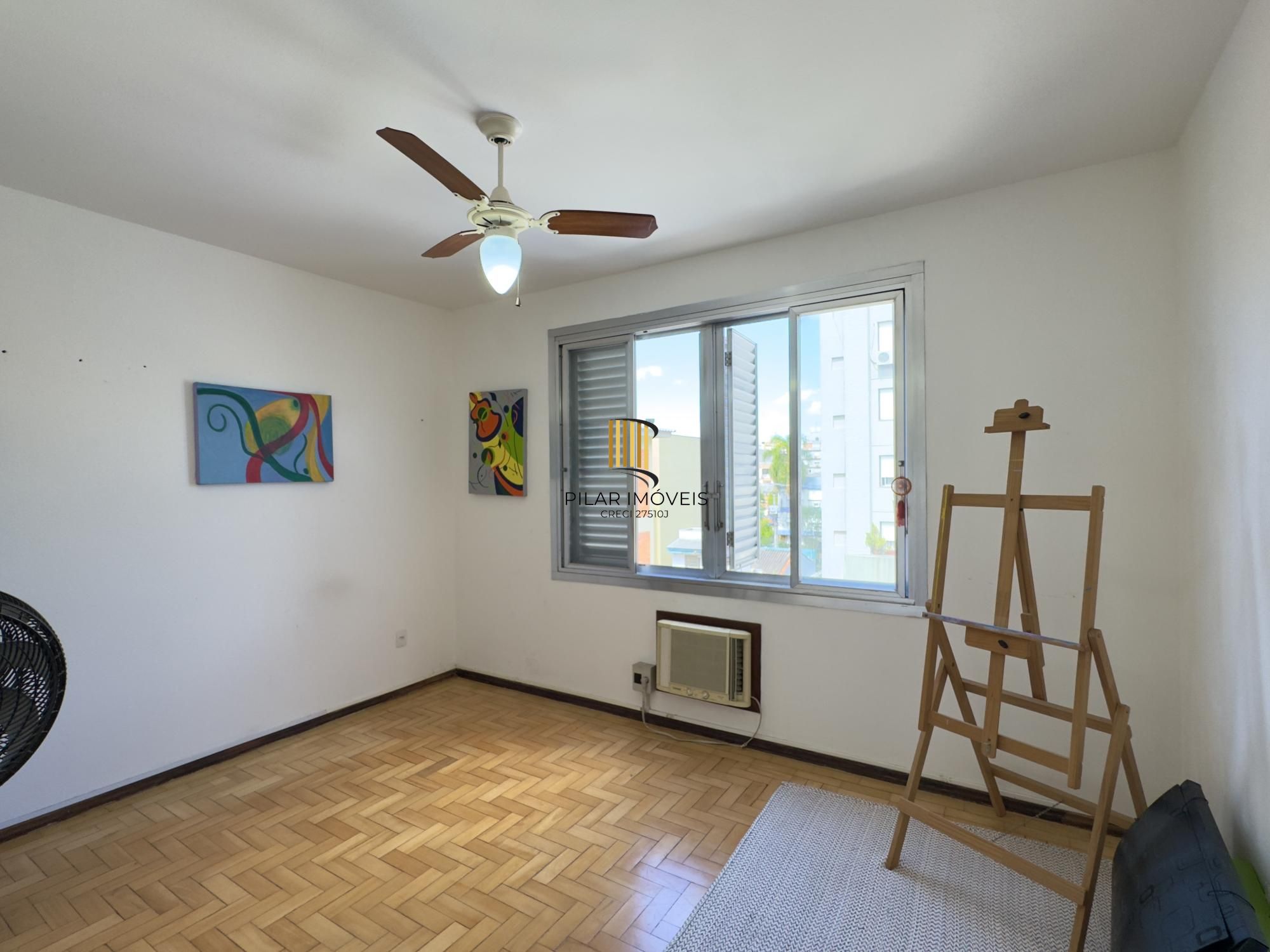 Apartamento amplo de 2 dormitório ao lado do Mãe de Deus e próximo da Orla