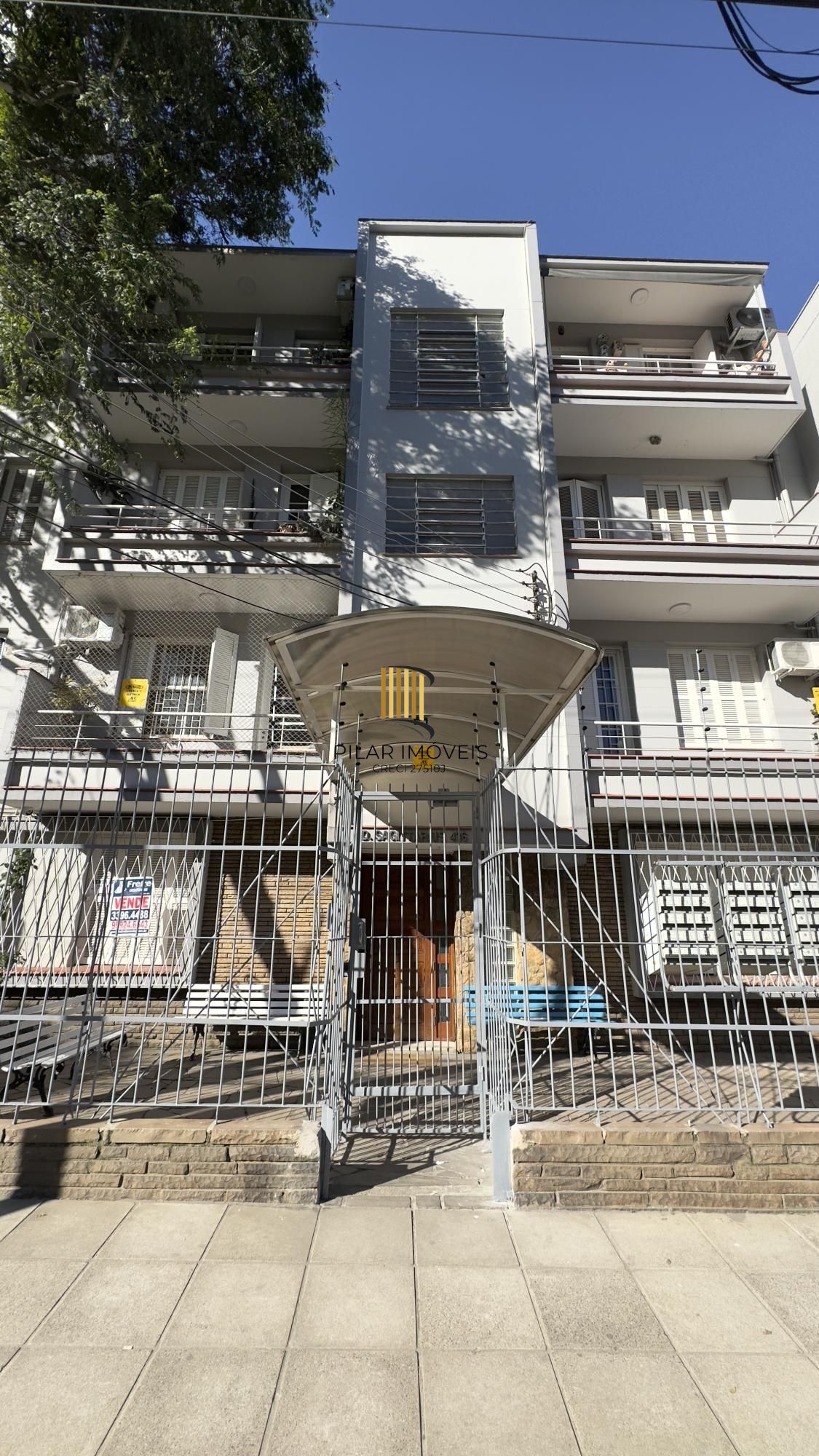 Apartamento reformado de 68m², 2 dormitórios no bairro Praia de Belas