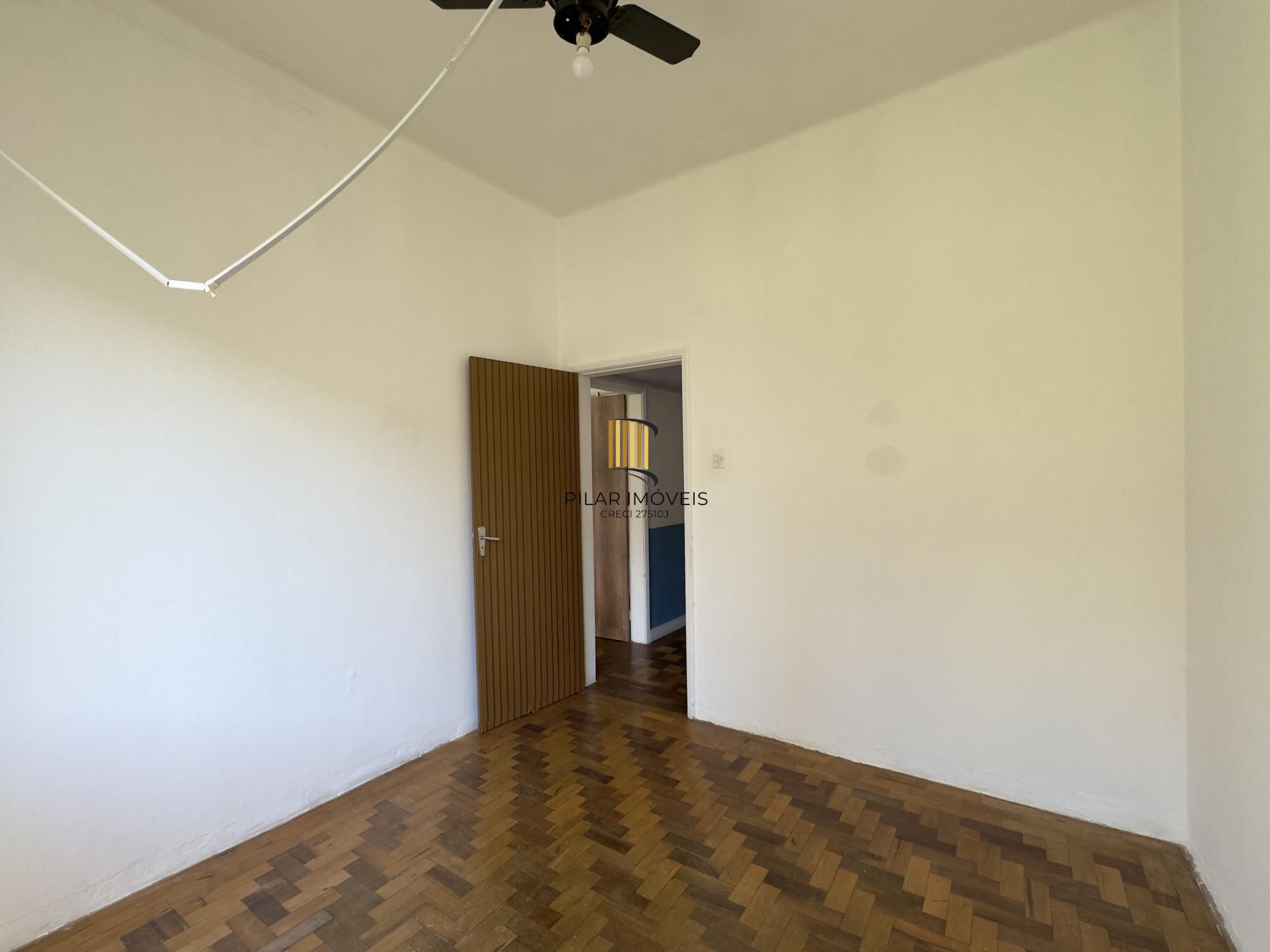 Apartamento 2 dormitórios super silencioso no Centro Histórico