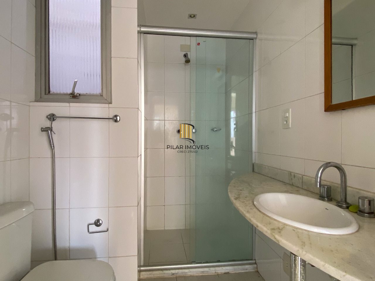 APARTAMENTO DE FRENTE, 1 DORMITÓRIO COM VAGA DE GARAGEM NA DUQUE
