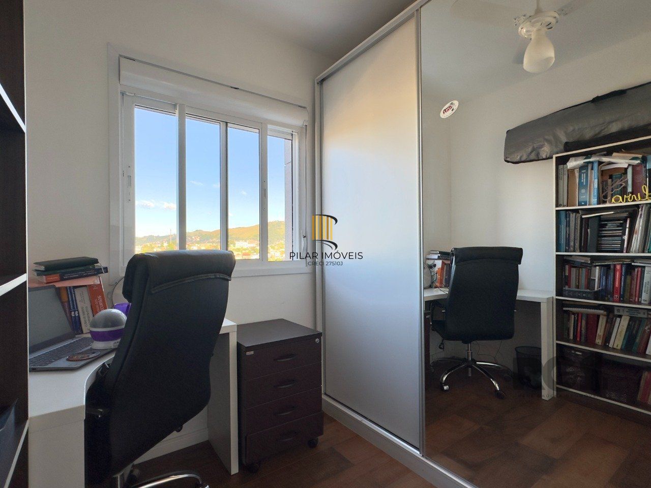 APARTAMENTO 2 DORMITÓRIOS COM SUÍTE E VAGA DE GARAGEM PRÓXIMO À PUCRS