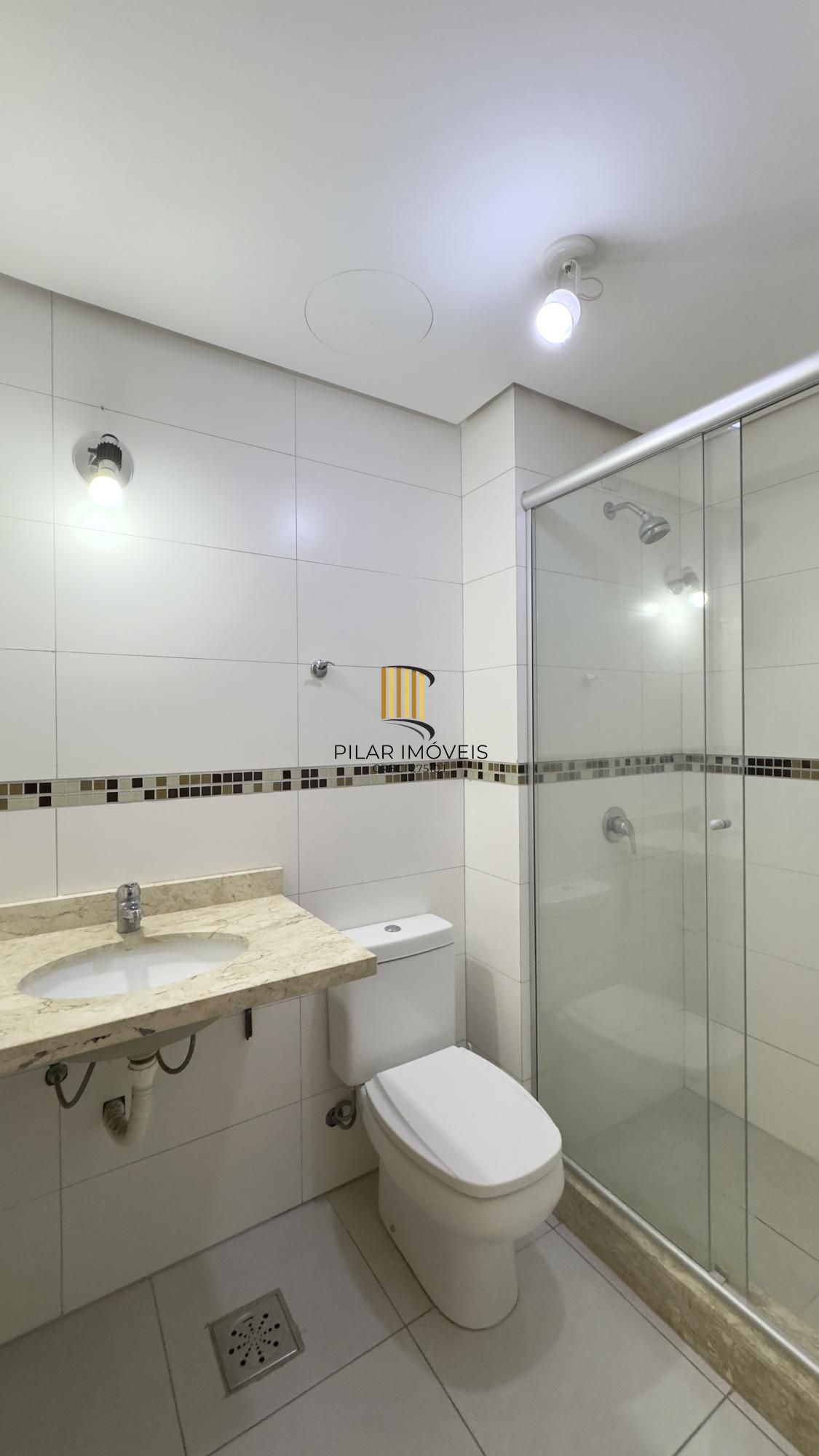 APARTAMENTO 2 DORMITÓRIOS, SENDO 1 SUÍTE COM VAGA DE GARAGEM NO BAIRRO SANTANA