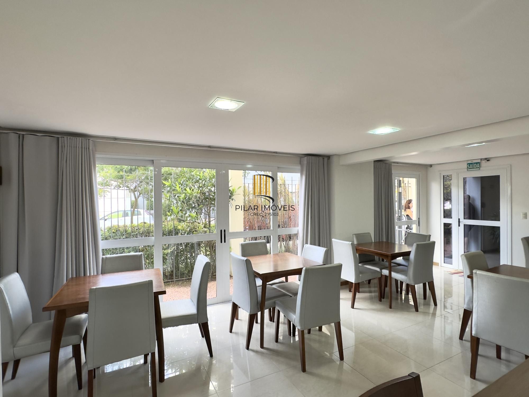 APARTAMENTO DE 2 DORMITÓRIOS, SENDO 1 SUÍTE E 2 VAGAS DE GARAGEM