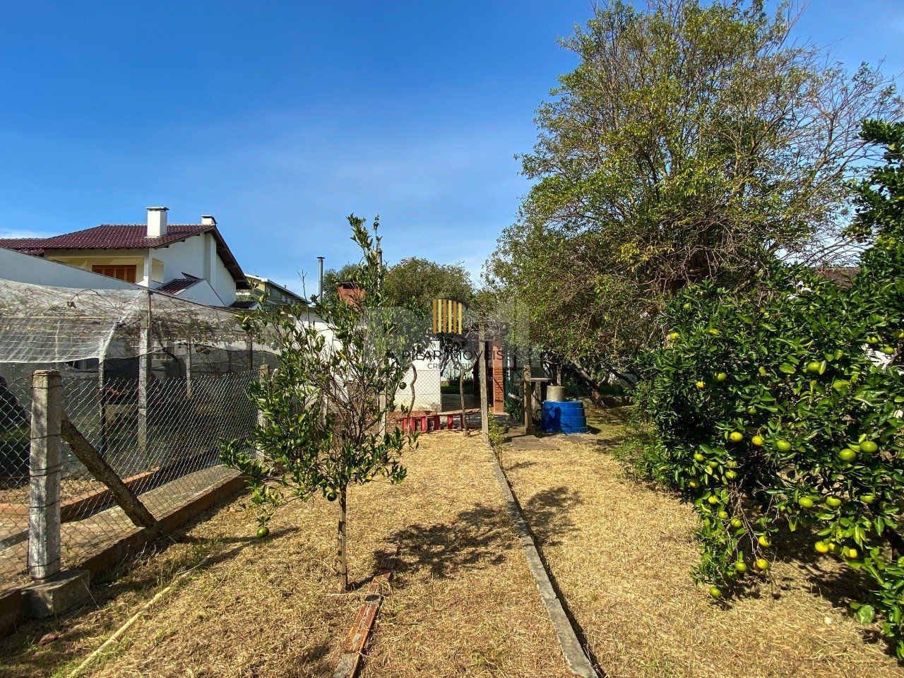 Casa com 4 dormitórios, no bairro Nossa Senhora das Graças em Canoas/RS
