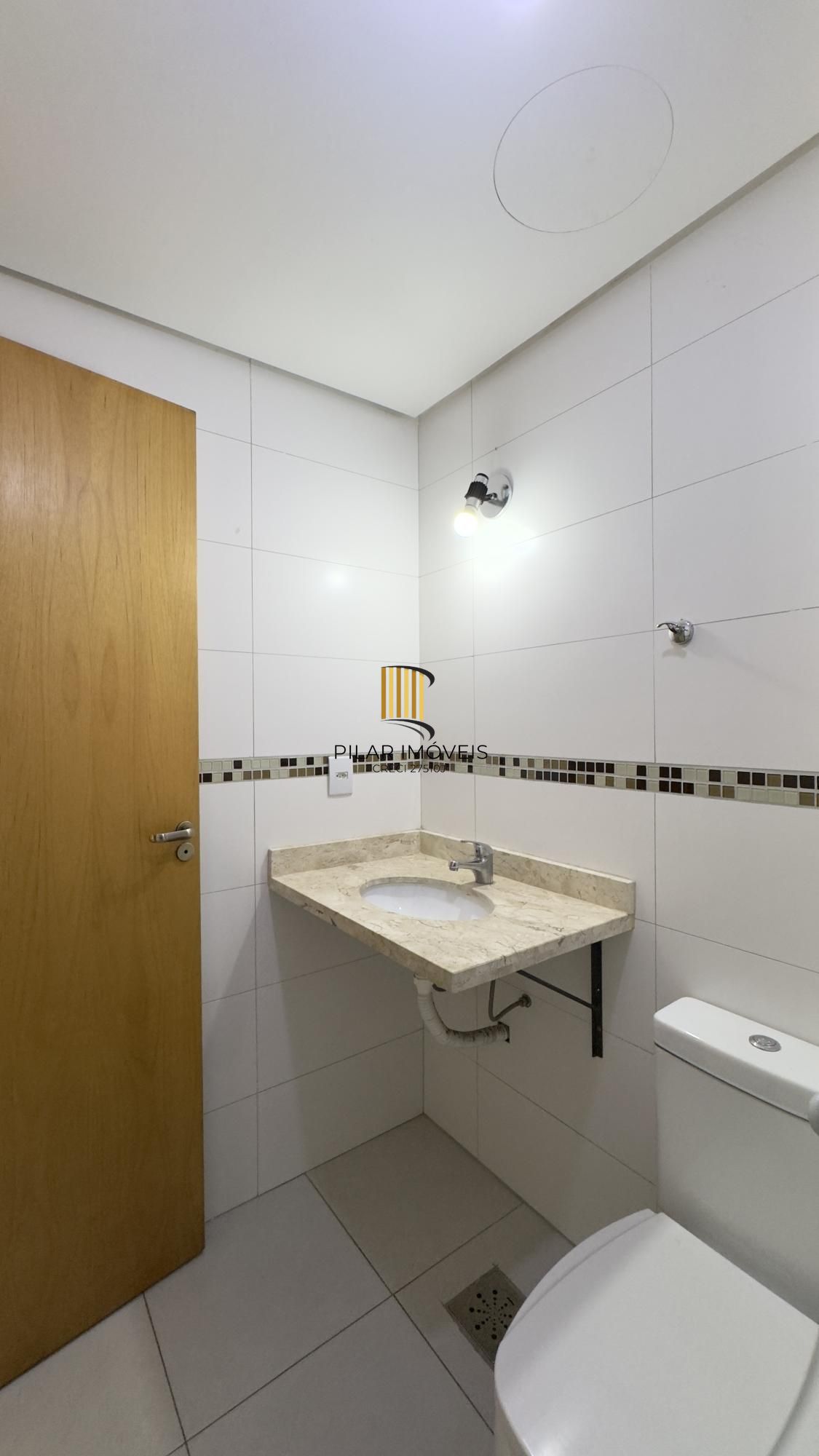 APARTAMENTO 2 DORMITÓRIOS, SENDO 1 SUÍTE COM VAGA DE GARAGEM NO BAIRRO SANTANA