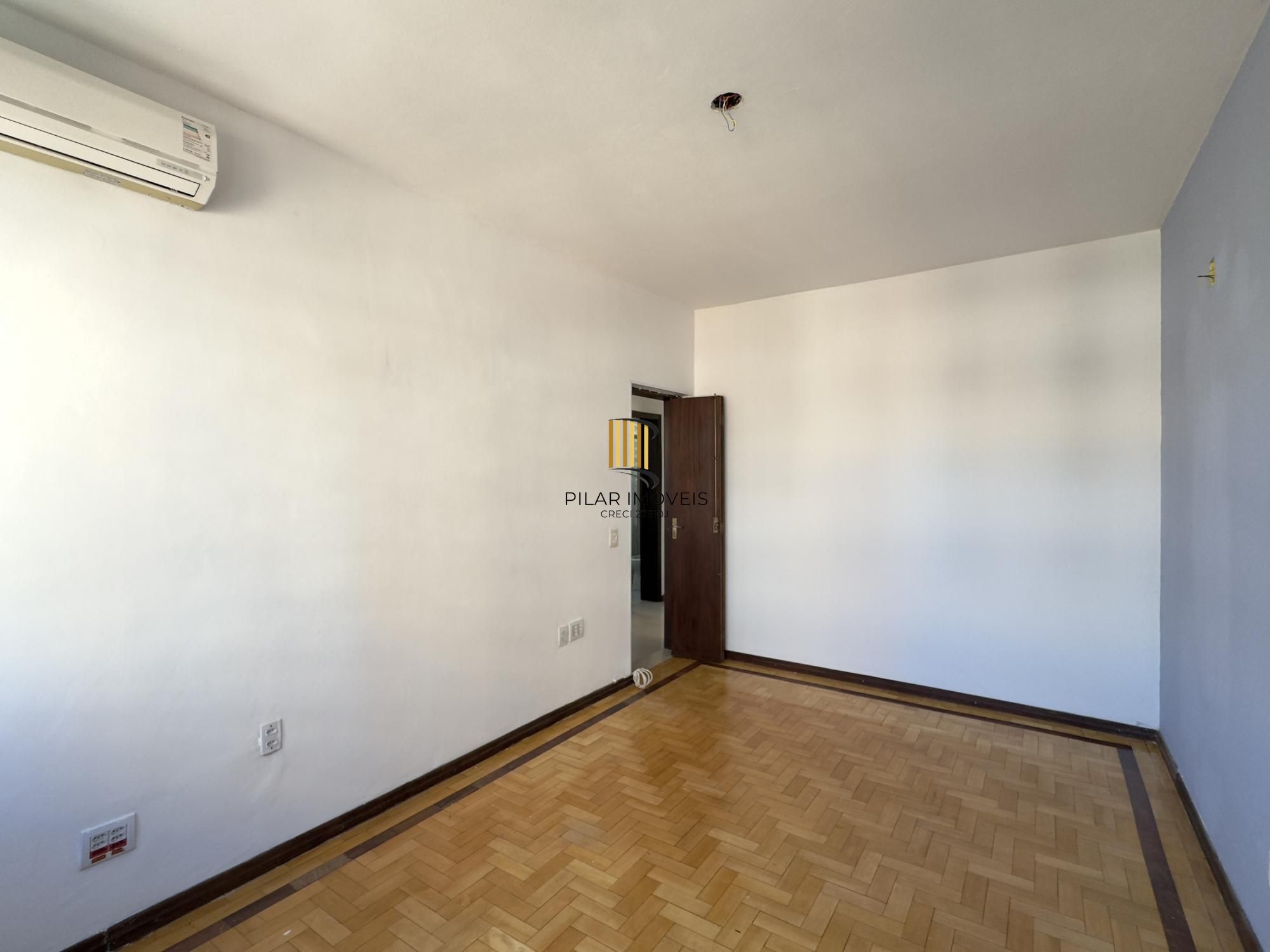 Apartamento 3 dormitórios, totalmente reformado, no coração do bairro Santana