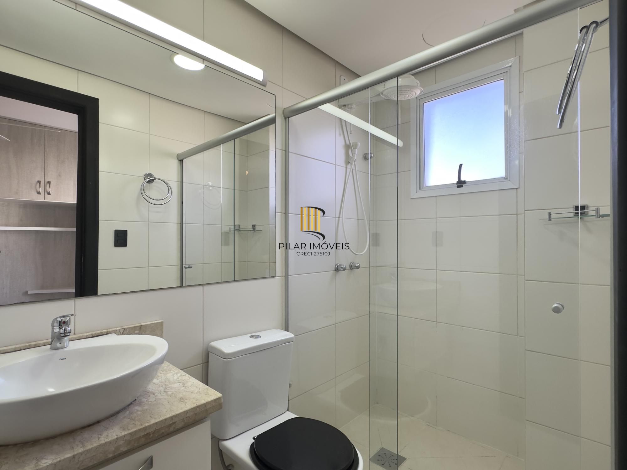 APARTAMENTO DE 2 DORMITÓRIOS, SENDO 1 SUÍTE E 2 VAGAS DE GARAGEM