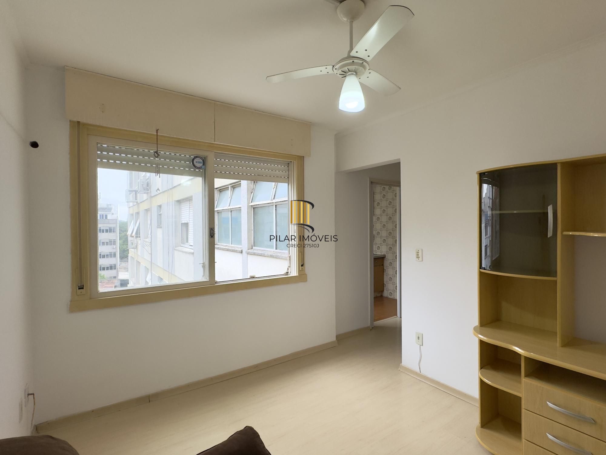 APARTAMENTO 1 DORMITÓRIO EM ANDAR ALTO NO CENTRO HISTÓRICO