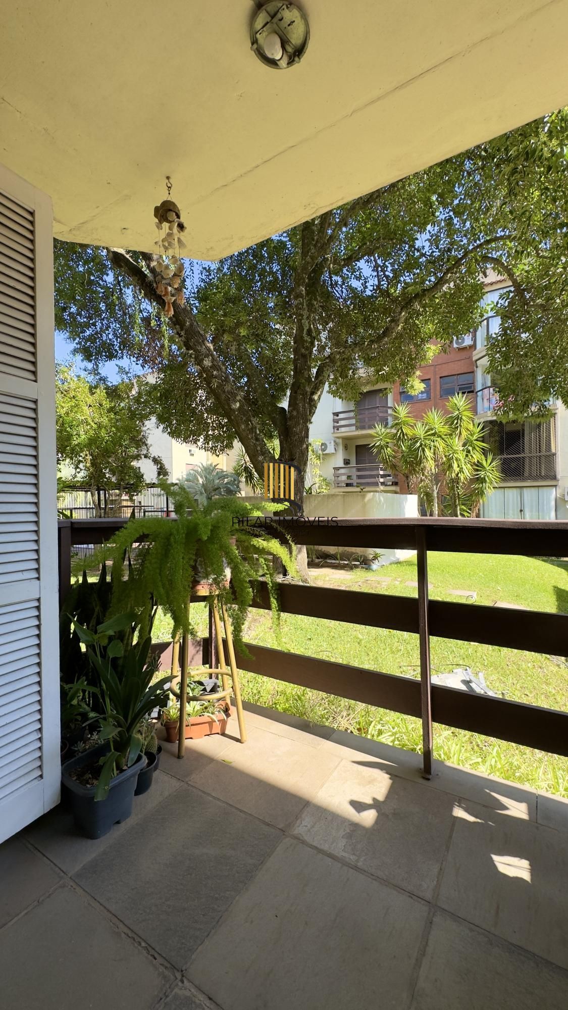 Apartamento 2 dormitório ensolarado e póximo ao Carrefour no bairro Partenon