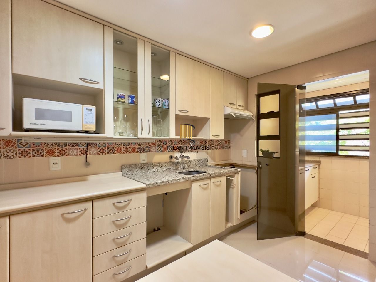 Apartamento 3 dormitórios no bairro Menino Deus